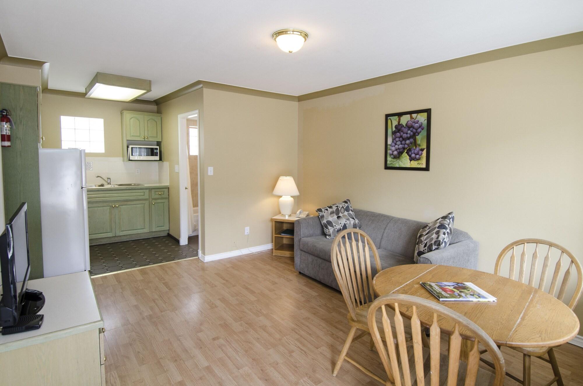 Tiki Shores Inn & Suites by null