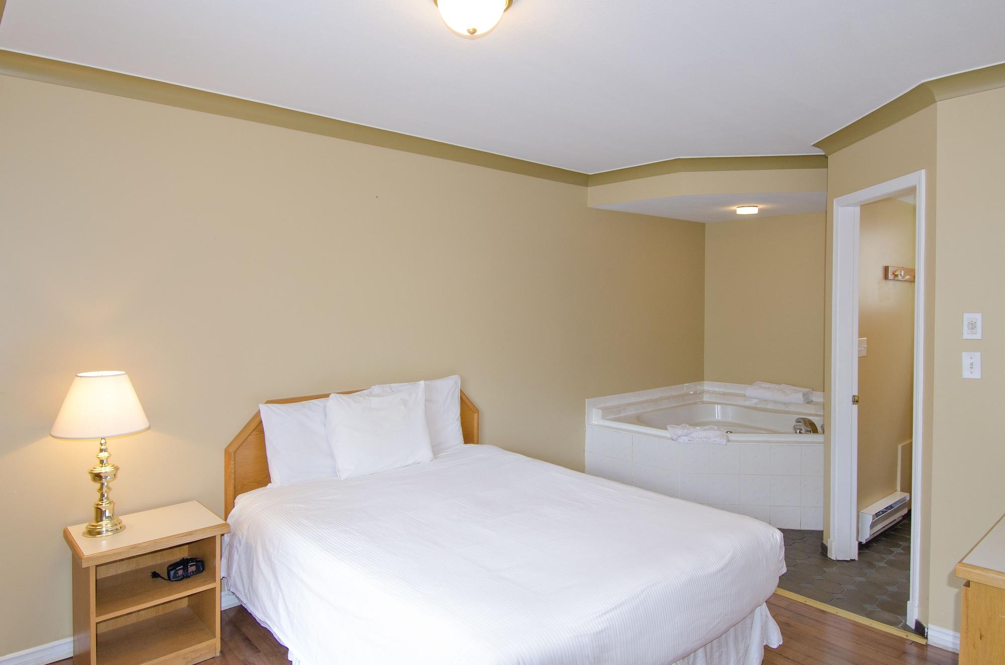 Tiki Shores Inn & Suites by null