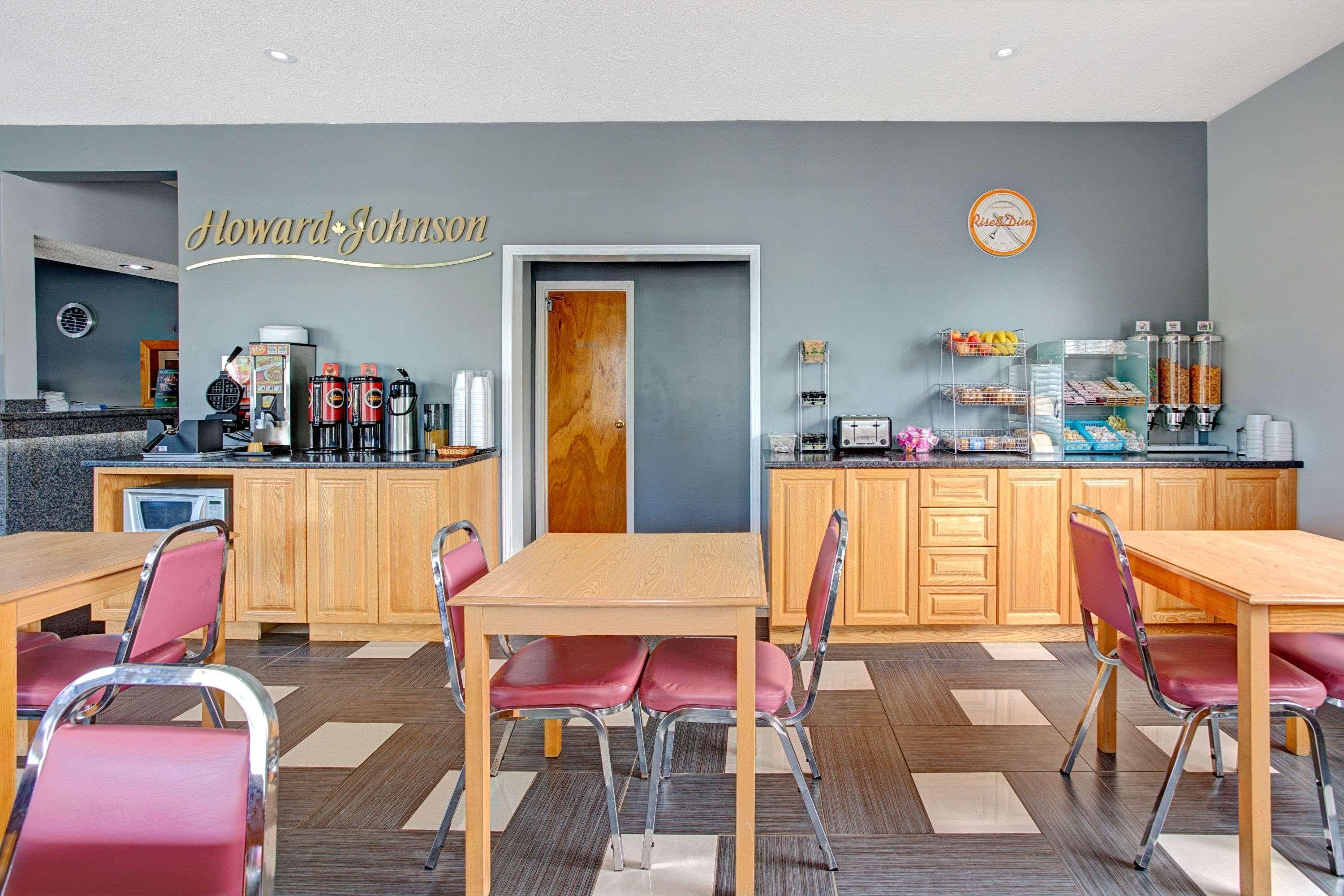 Howard Johnson by Wyndham Gananoque
