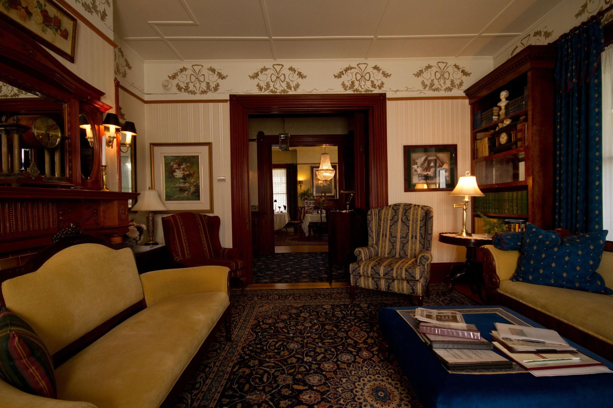 Victorias Historic Inn
