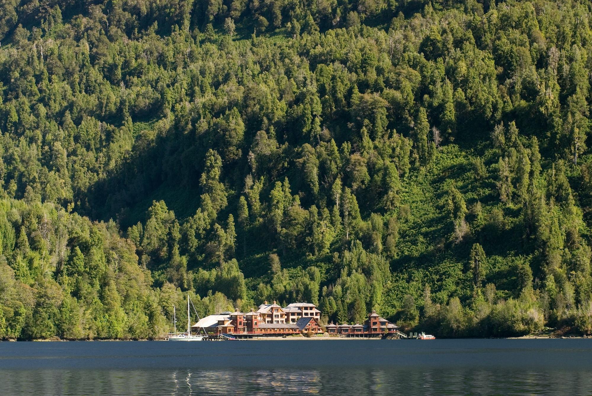 Puyuhuapi Lodge & Spa by null