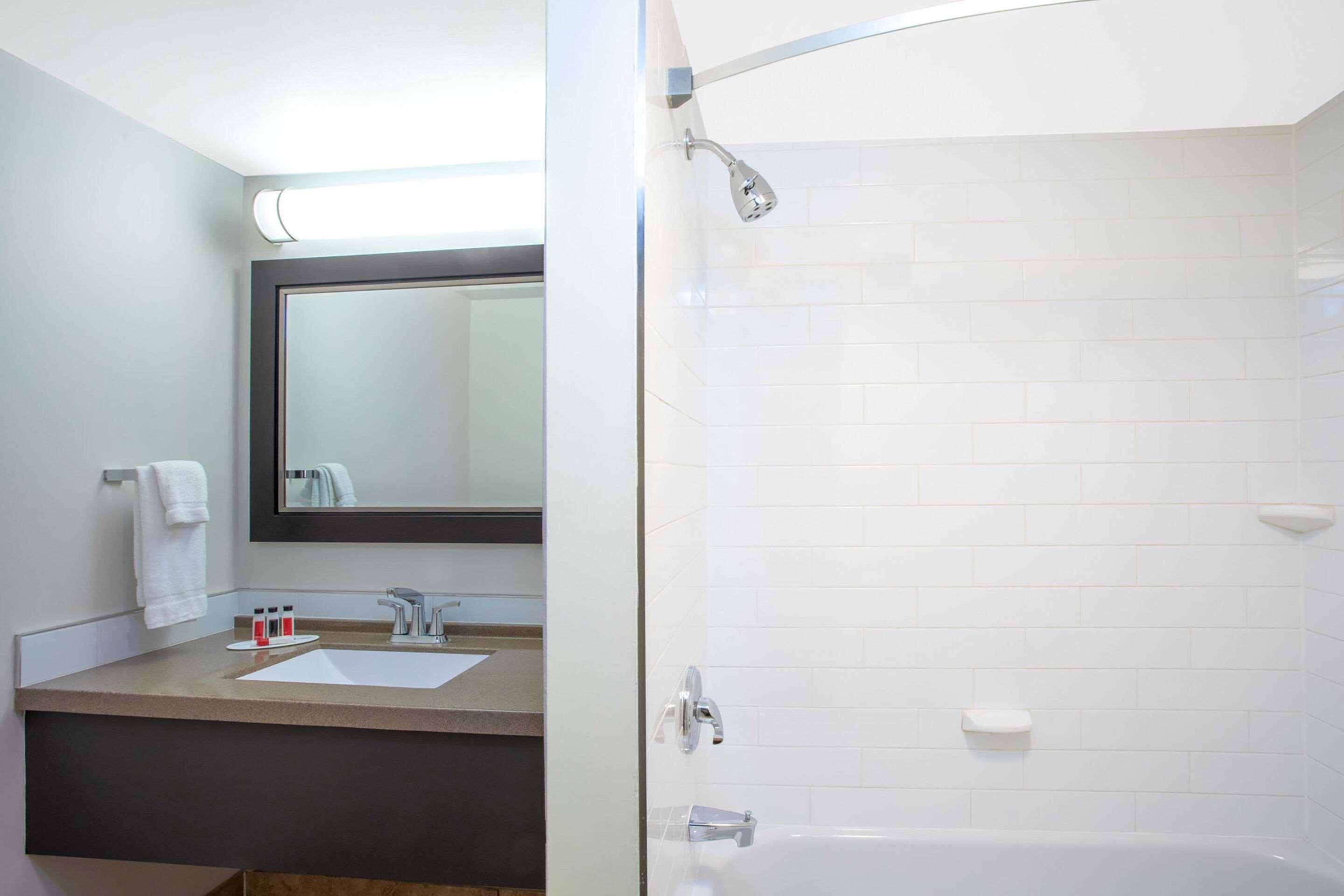 Quality Inn & Conference Centre Kingston Central
