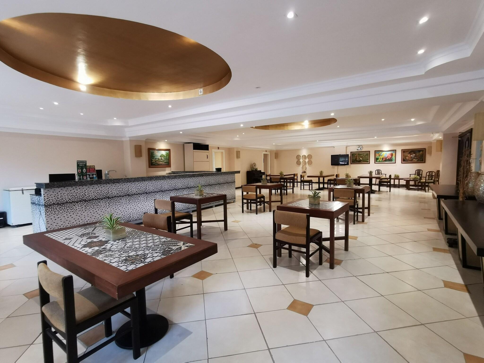 Tagaytay Country Hotel