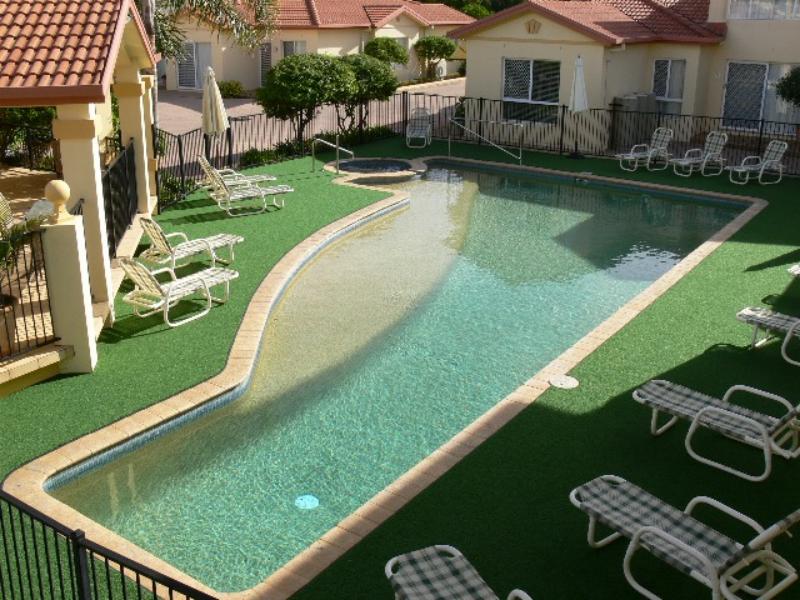 Meridian Resort Beachside