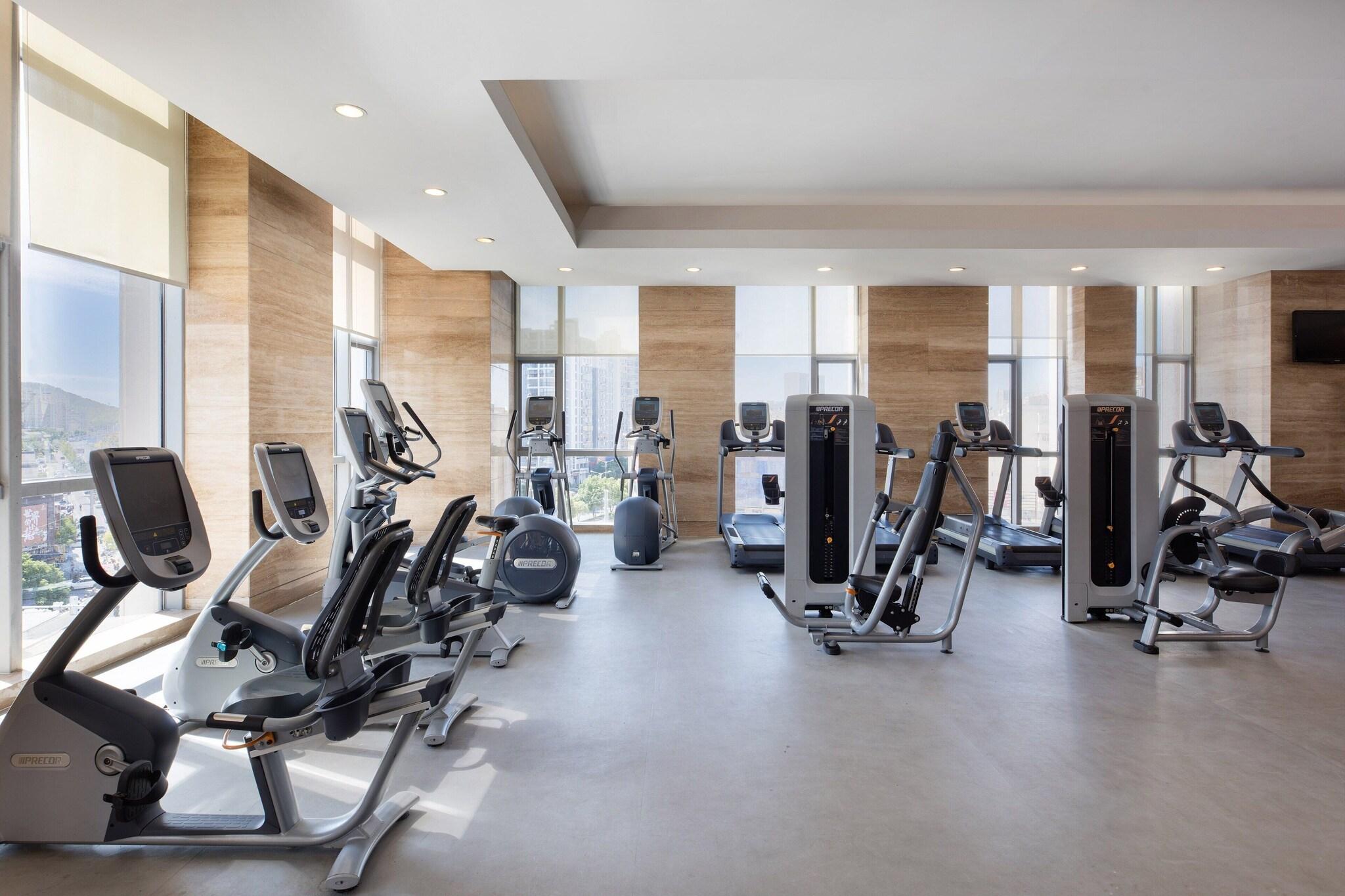 Sheraton Zhenjiang Hotel