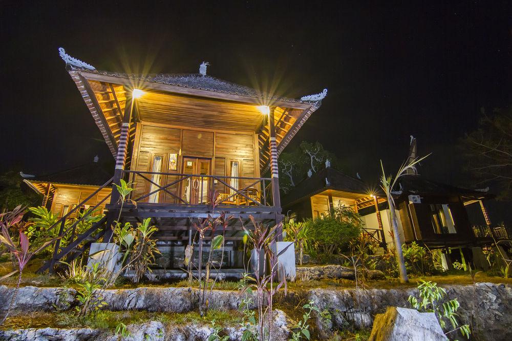 Poh Manis Lembongan by null