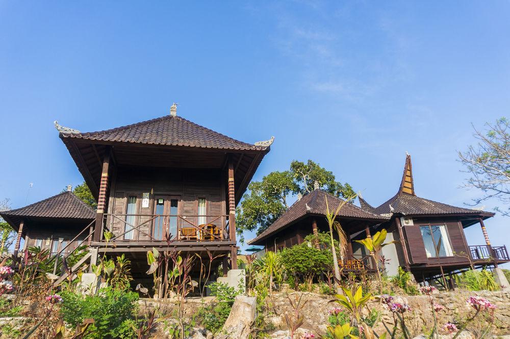 Poh Manis Lembongan by null