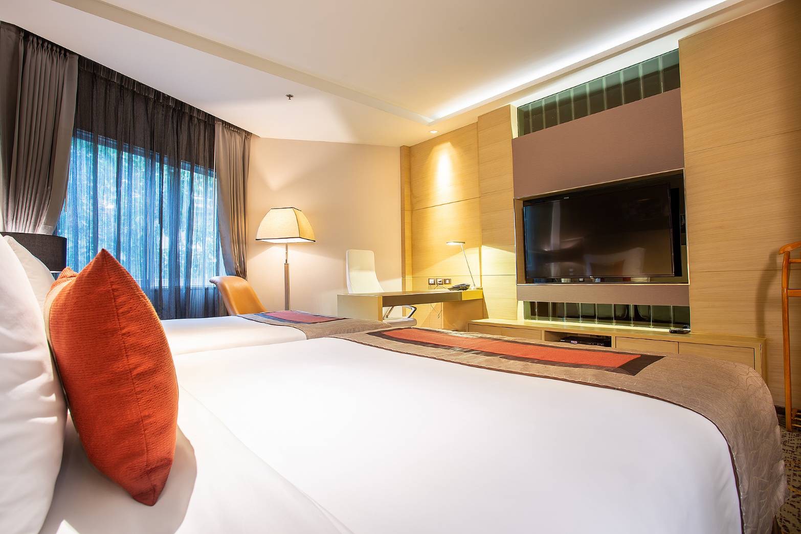 Graceland Bangkok by Grace Hotel