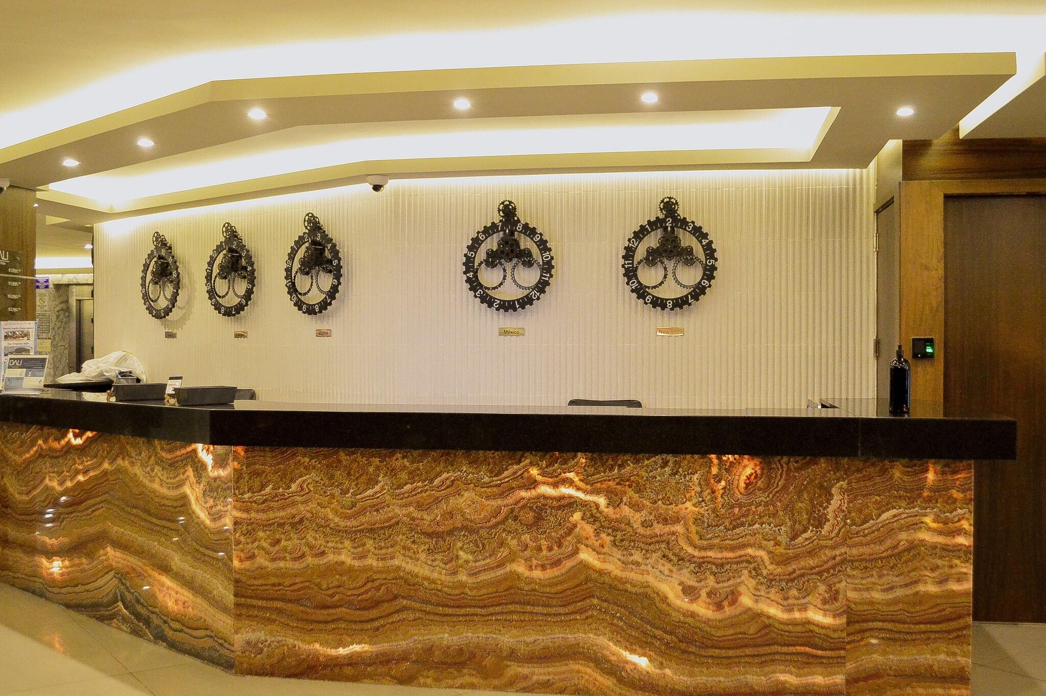 Hotel Dali Plaza by null