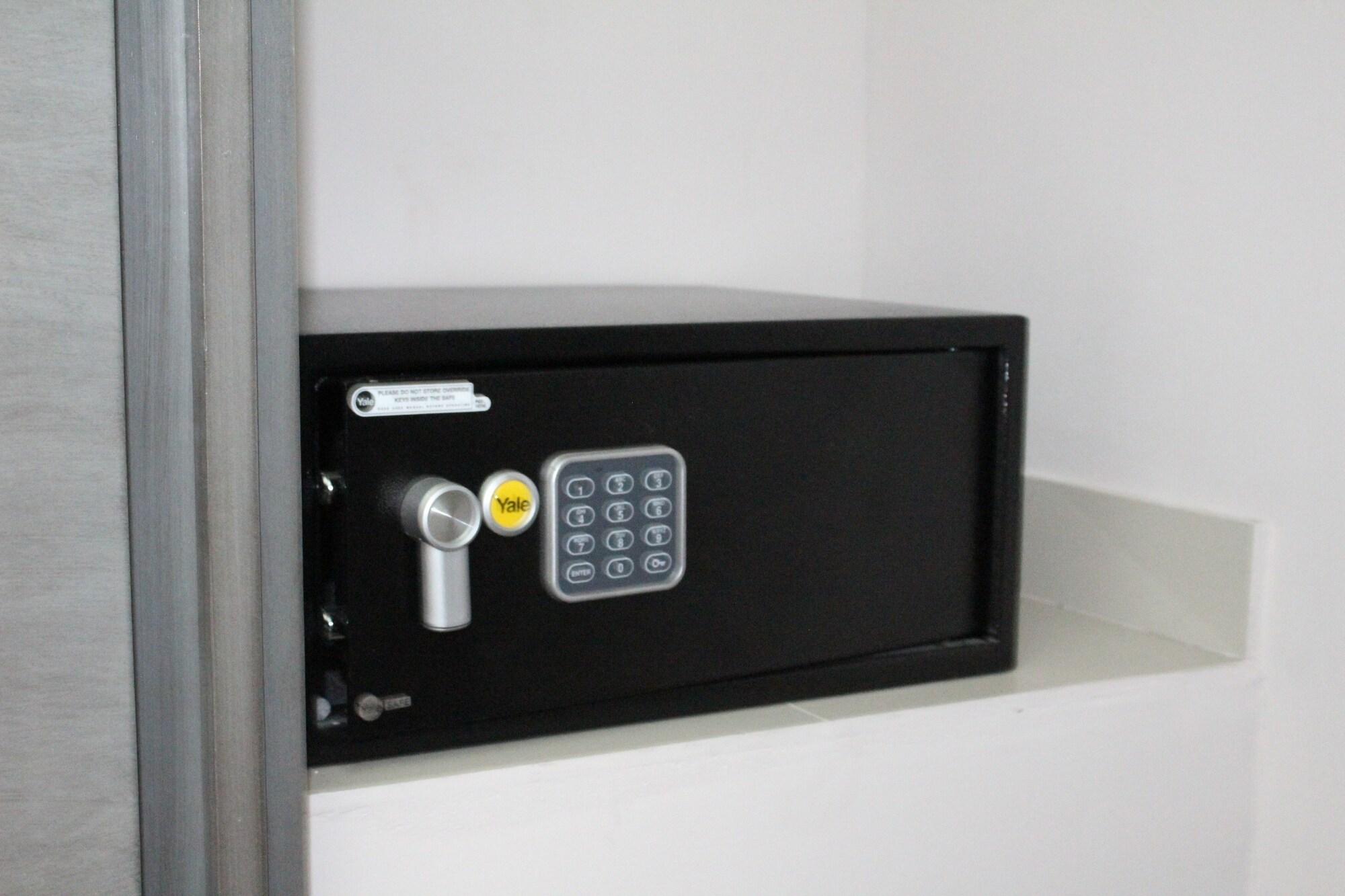 Hotel Dali Plaza by null