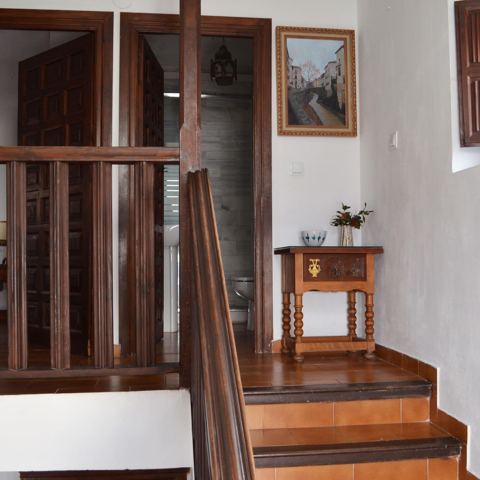 Hotel "Santa Isabel la Real" by null