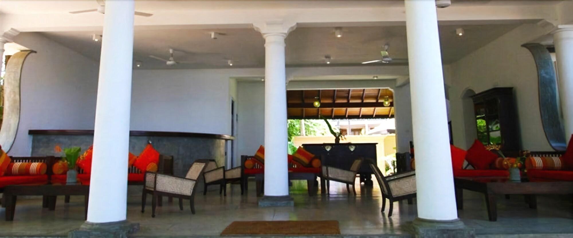 Kingfisher Hotel by null