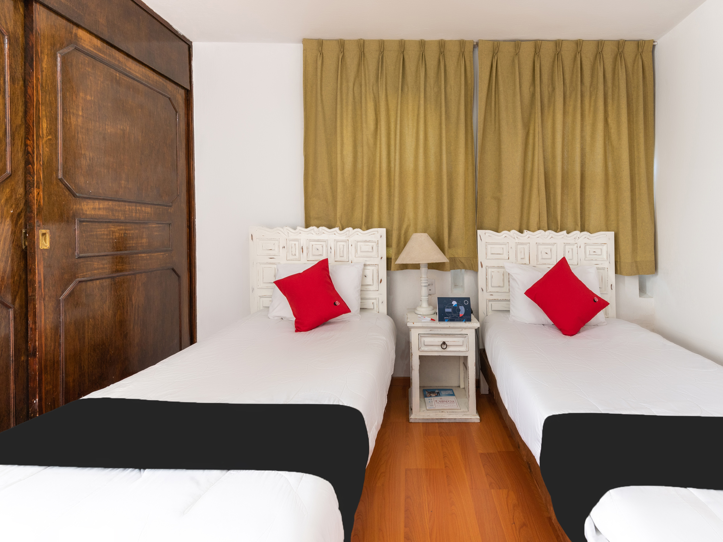 Capital O Suites Internacional
