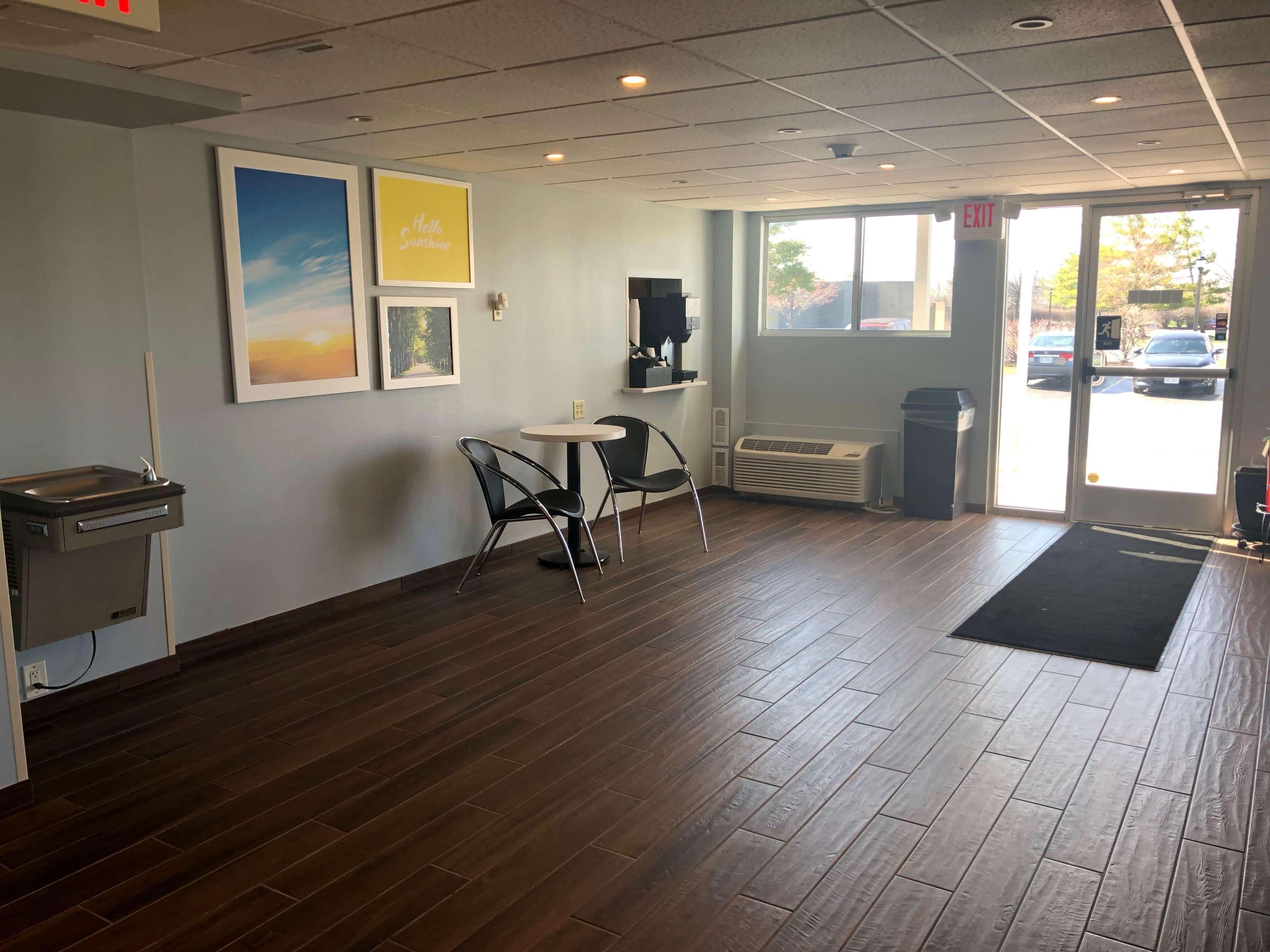 Days Inn By Wyndham Grove City Columbus South
