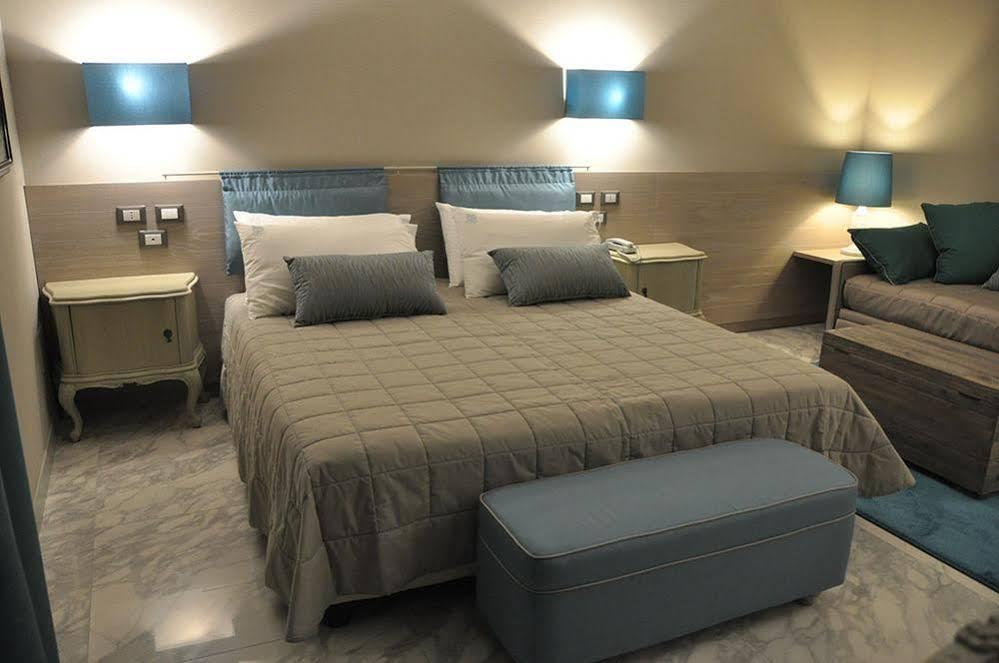 Restaurant Hotel Porto Roca by null