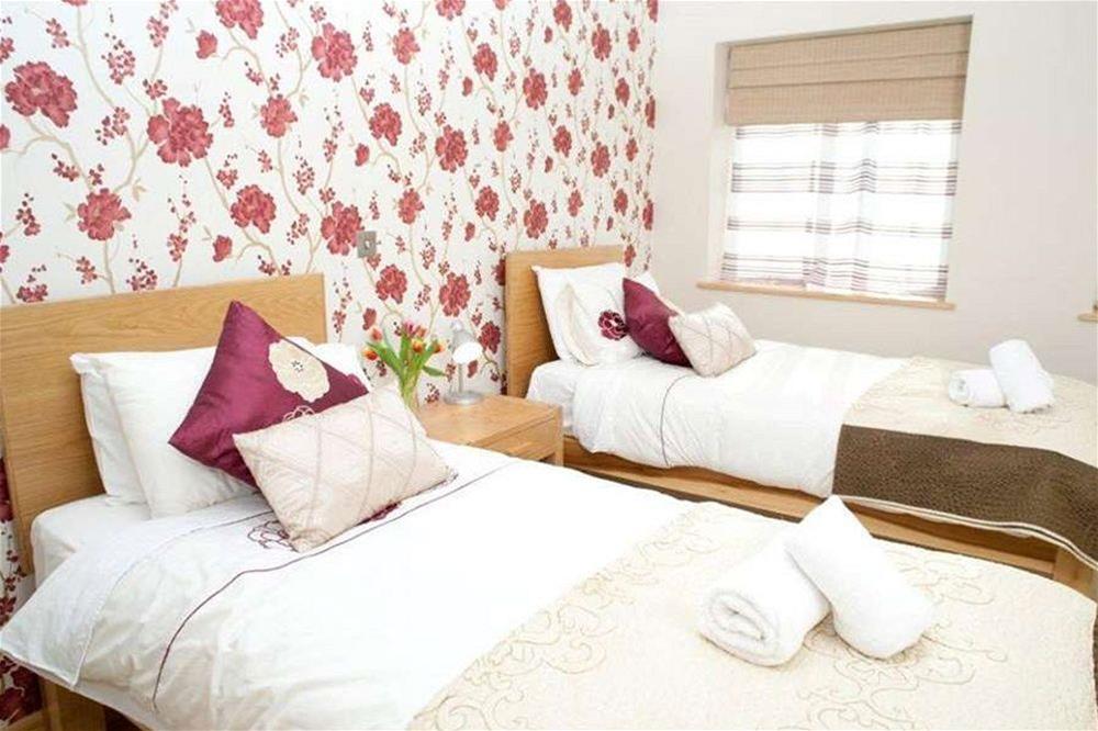 Eyre Square Townhouse by null