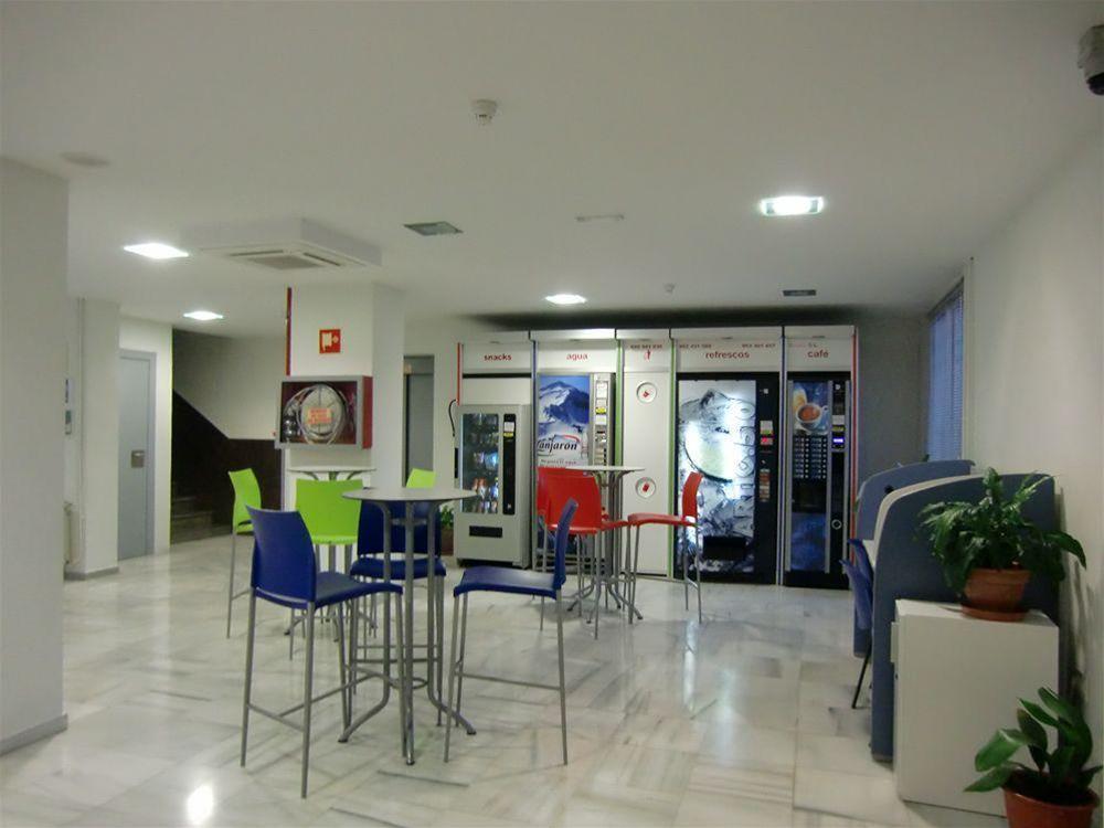 Albergue Inturjoven Granada - Hostel