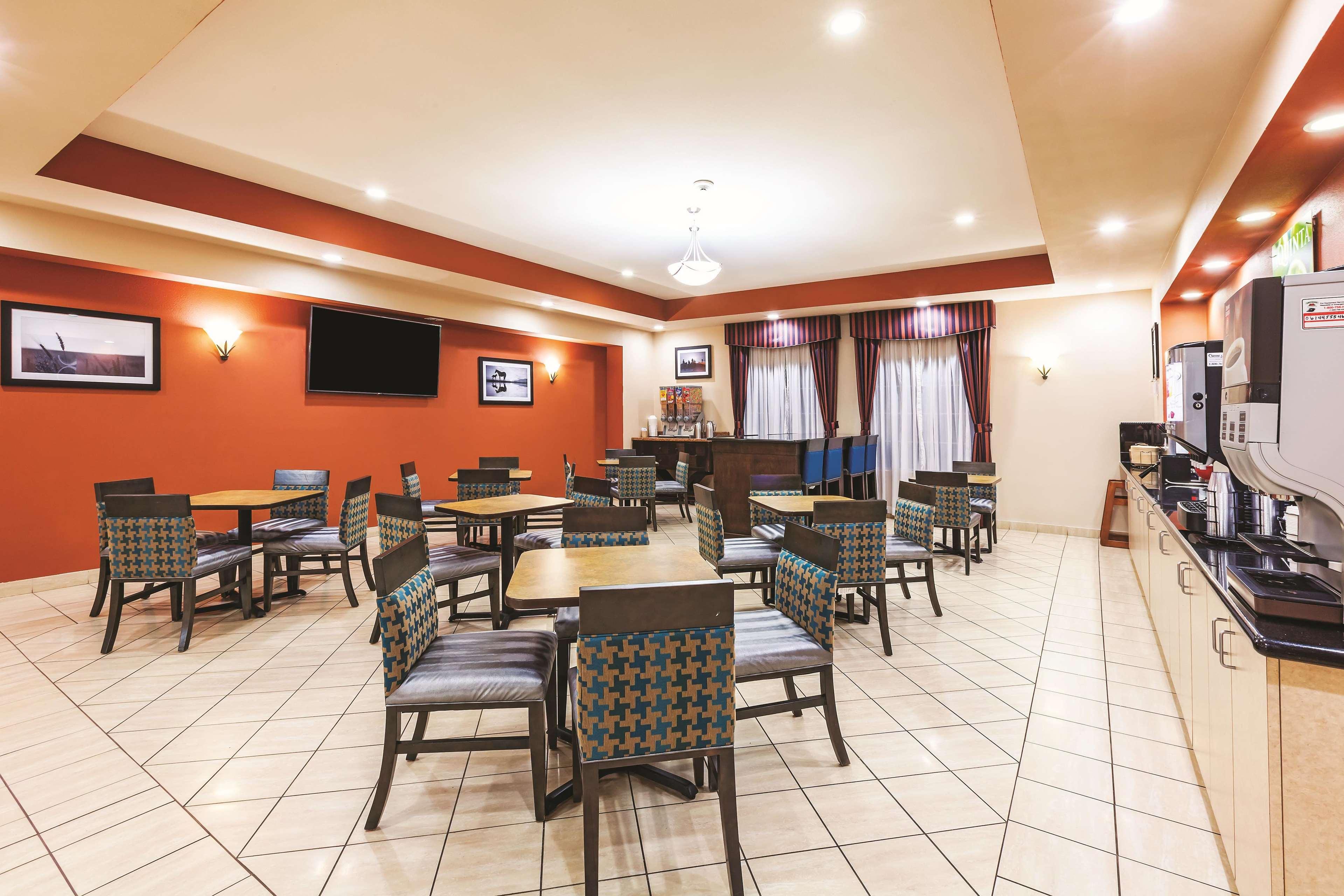 La Quinta Inn And Suites Granbury