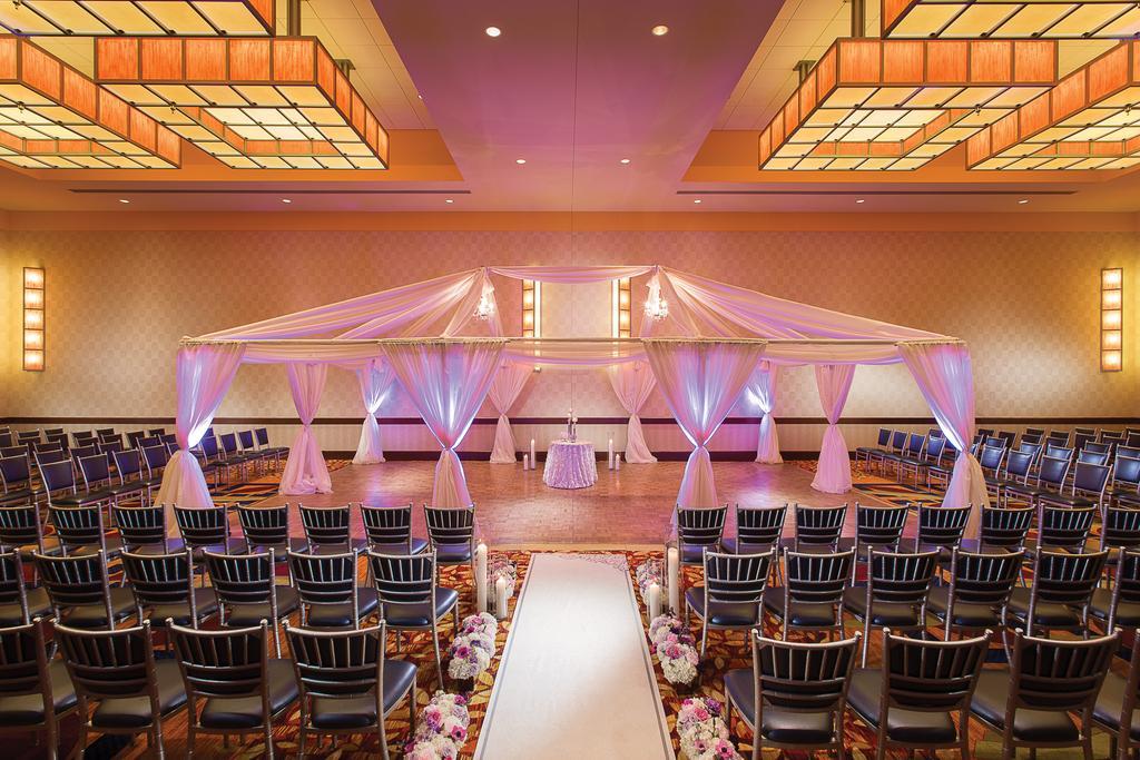 JW Marriott Grand Rapids by null