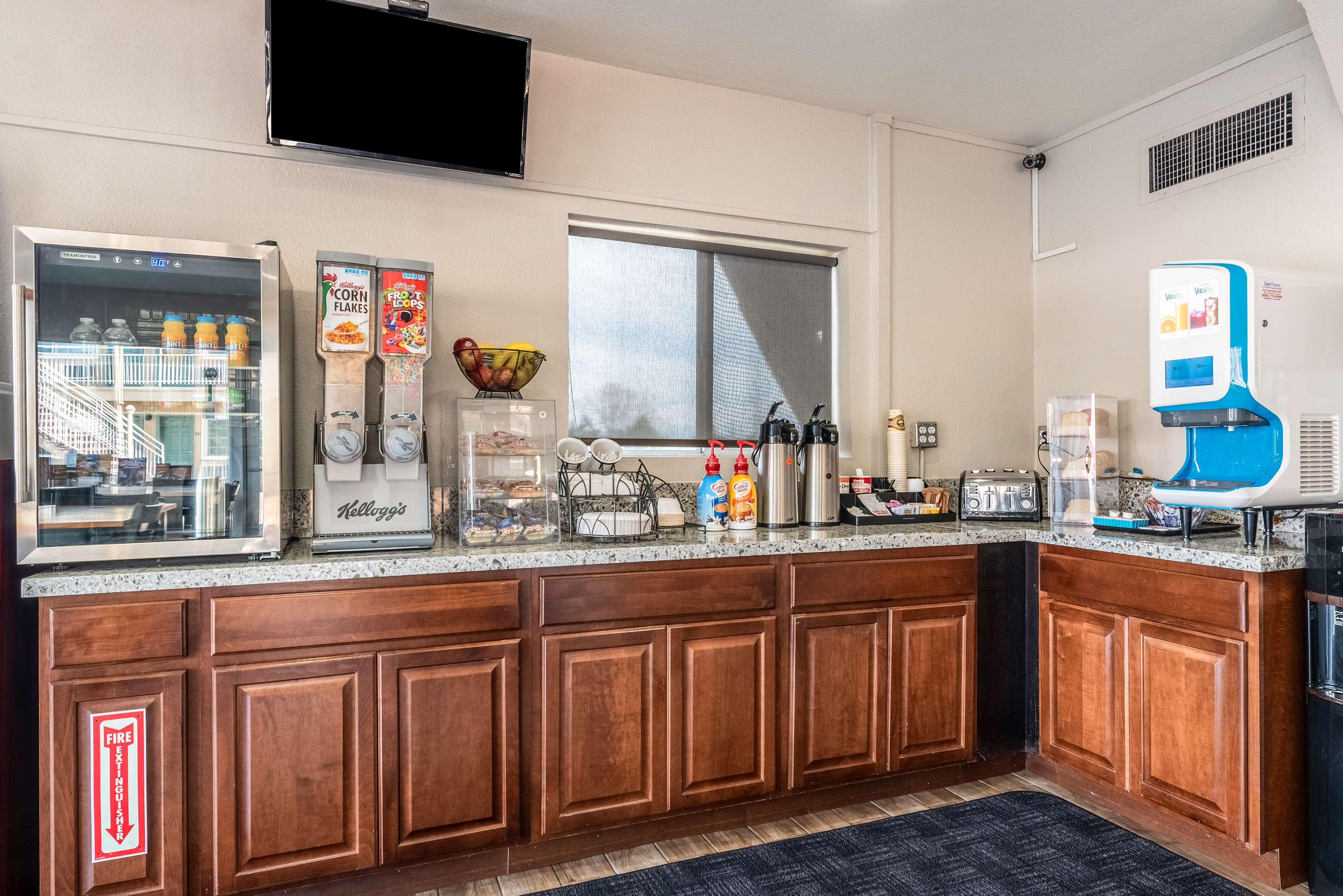 Americas Best Value Inn & Suites Flagstaff