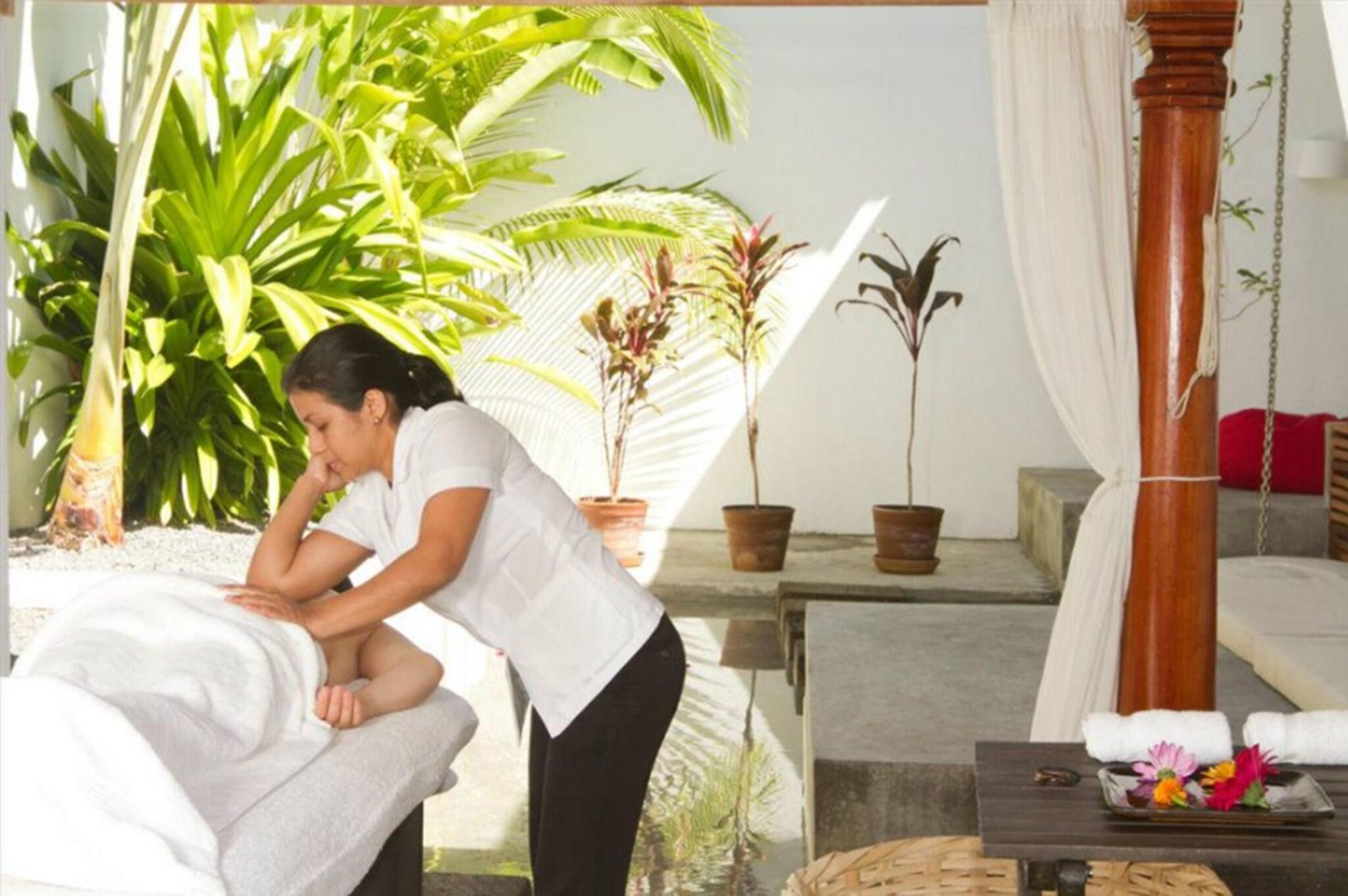 Los Patios Hotel Granada by null