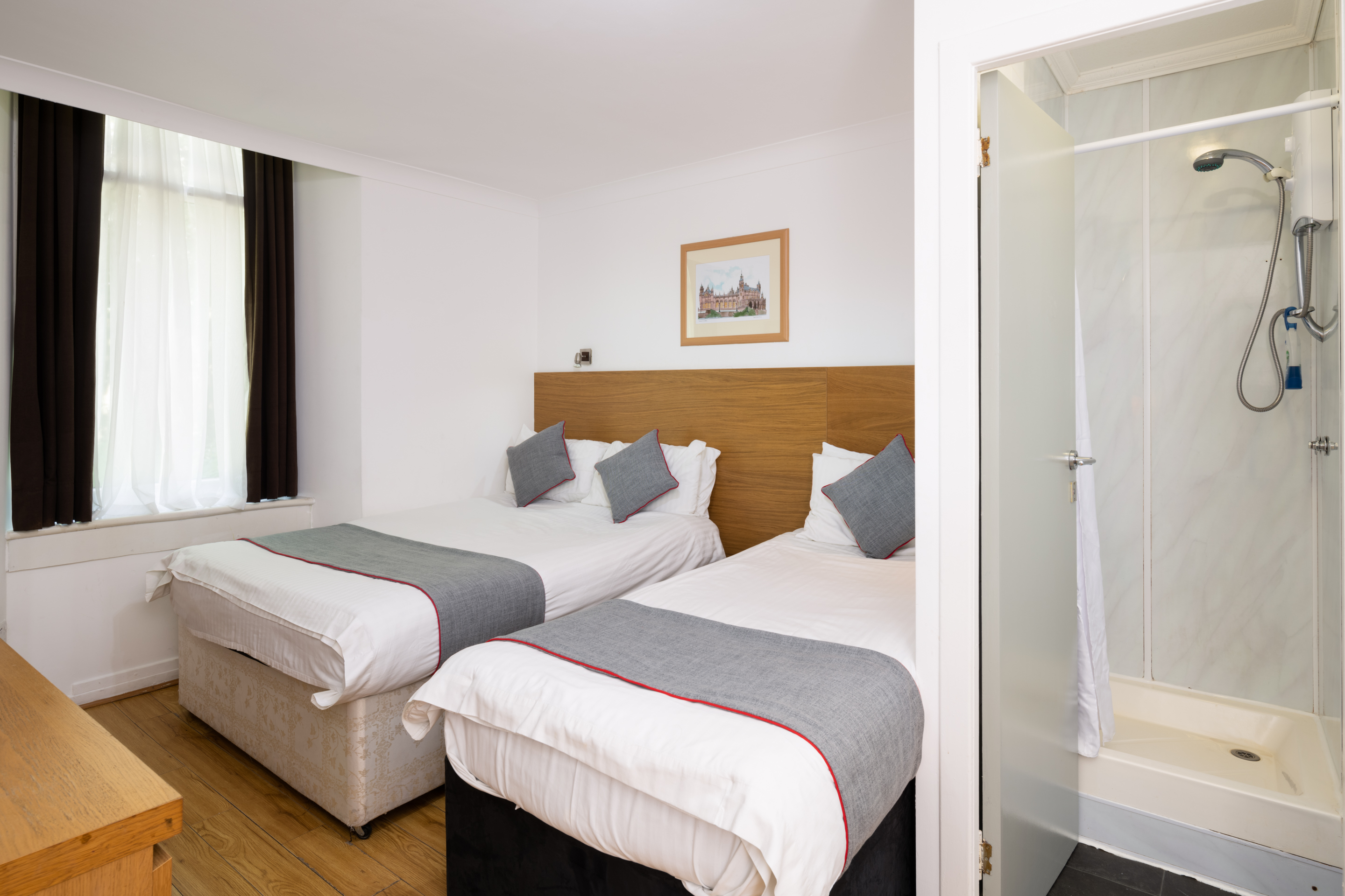 OYO Charing Cross Hotel