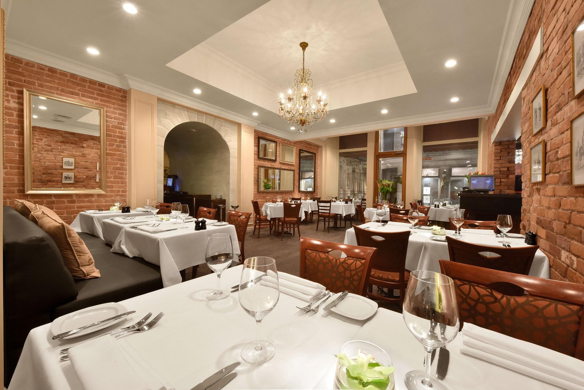 Hôtel Bonaparte by null