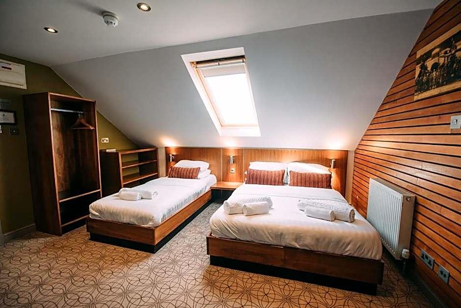 The Commercial Hotel