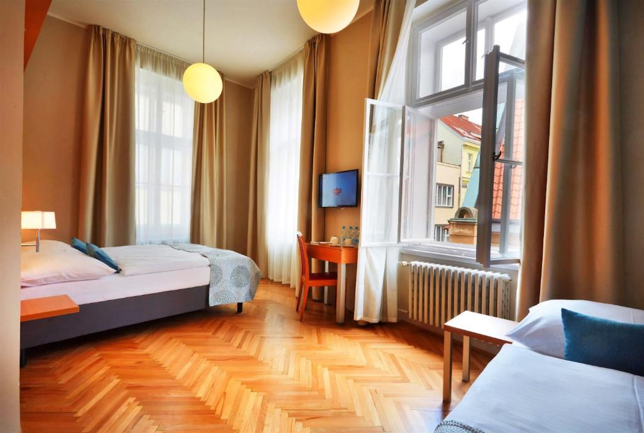 Hotel Adler