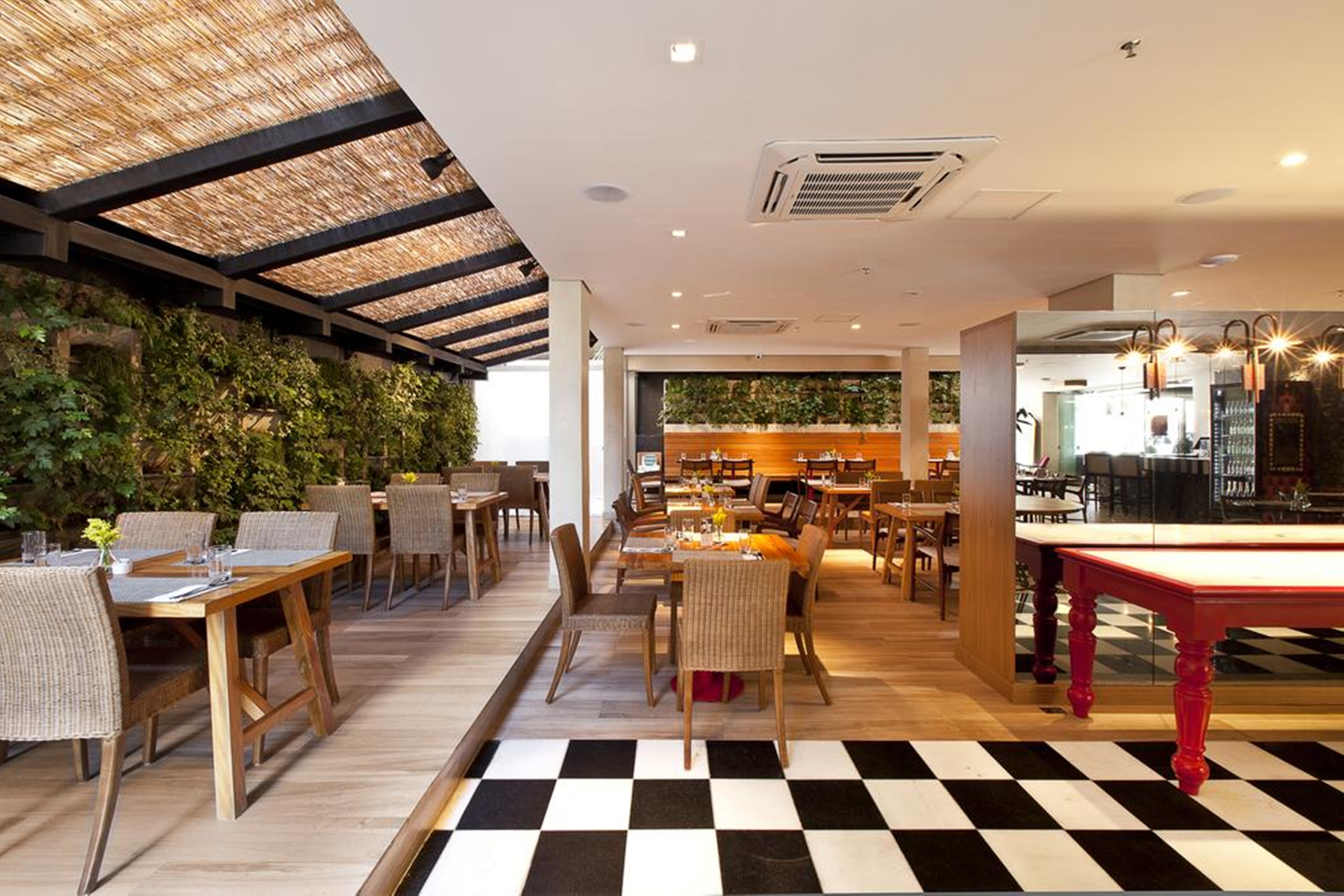 eSuites Trasamerica Savassi Toscanini by null