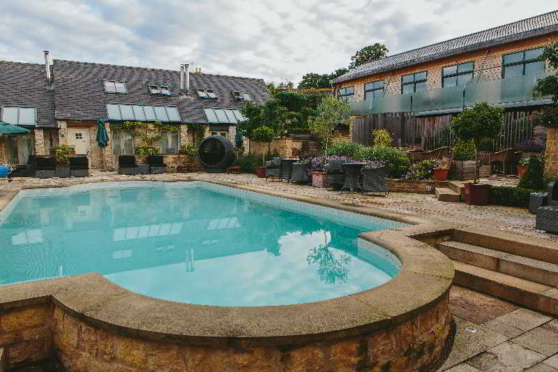 Feversham Arms Hotel & Verbena SpA by null