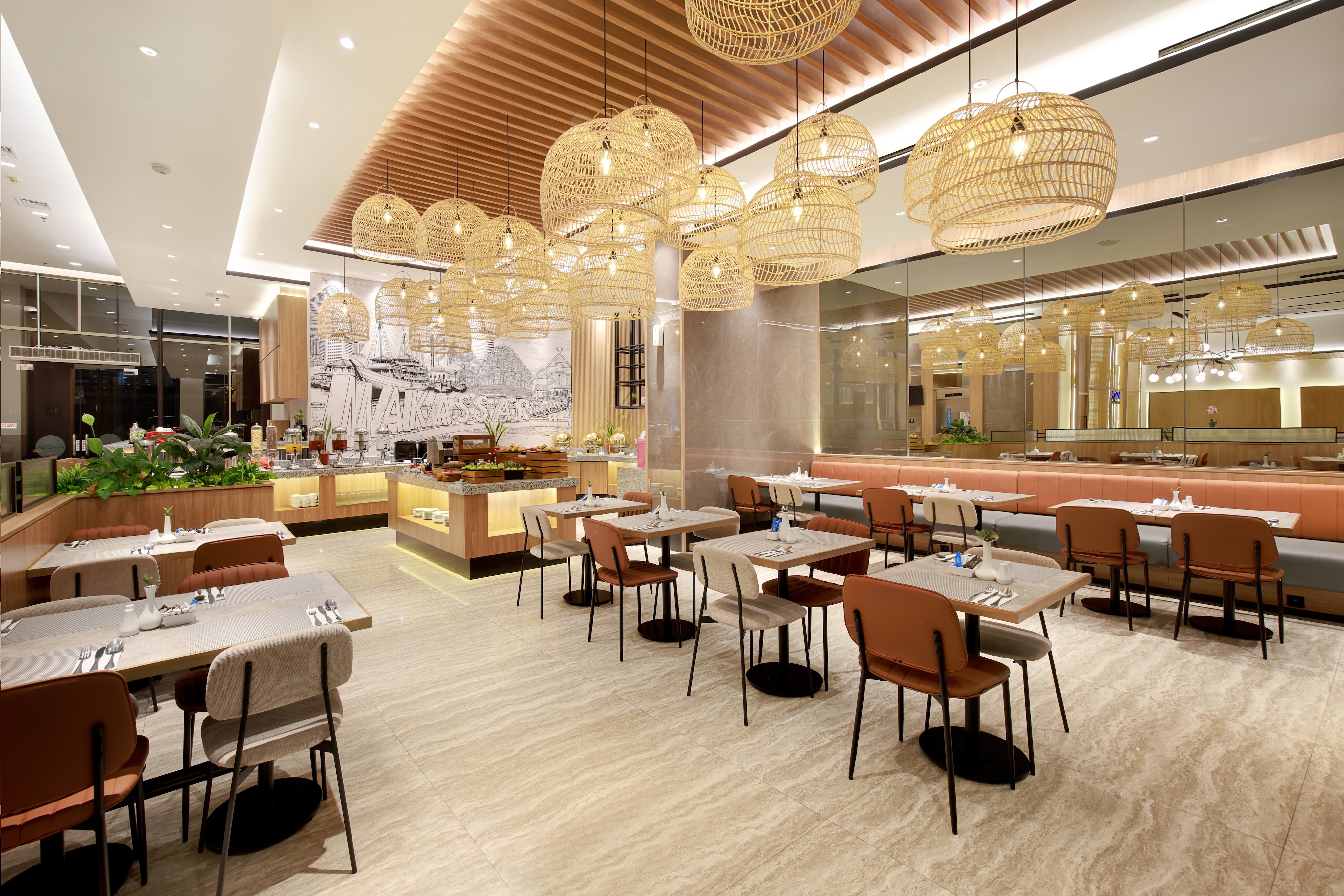 Aston Inn Pantai Losari Makassar
