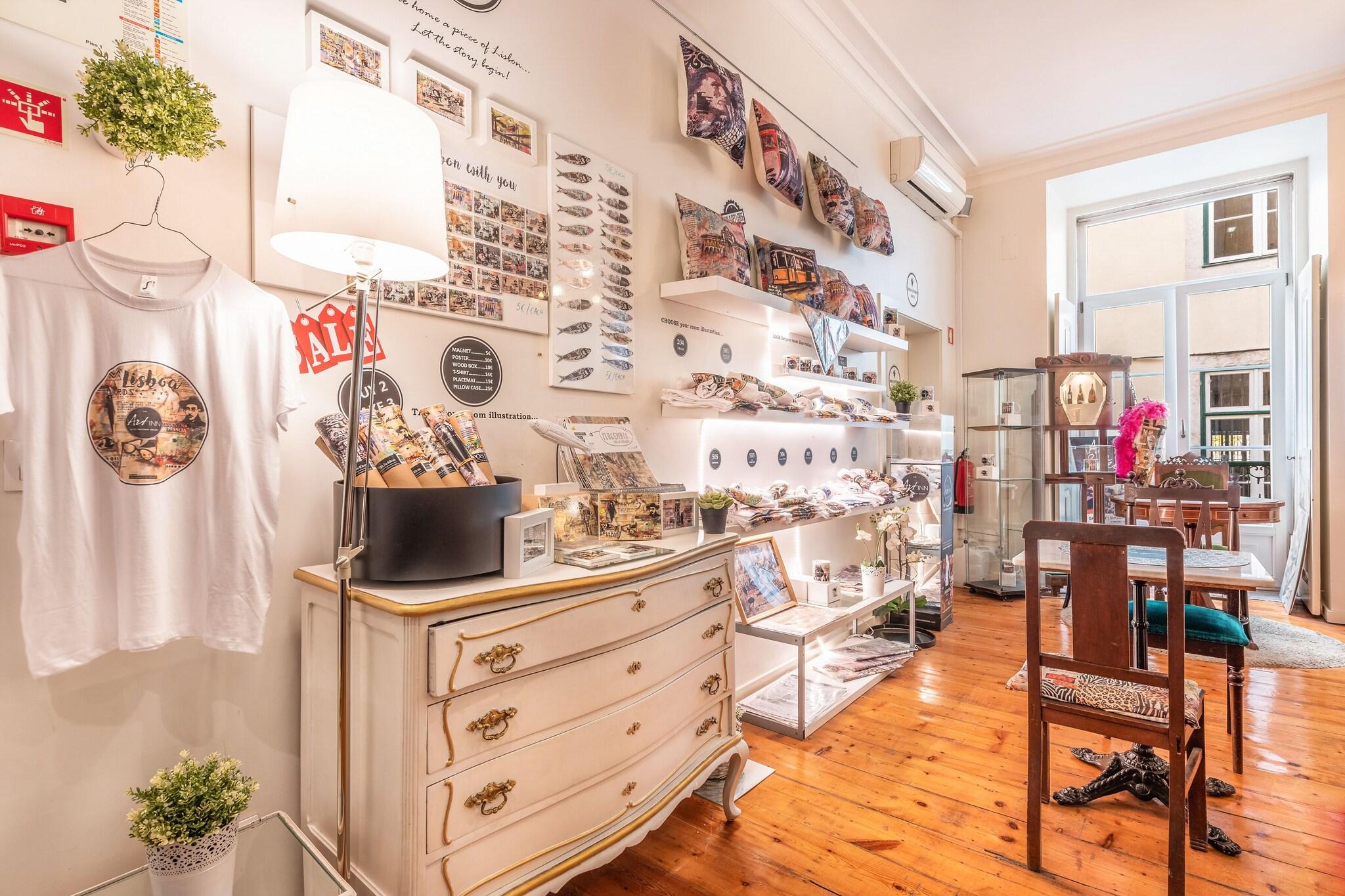 The Art Inn Lisbon - фото