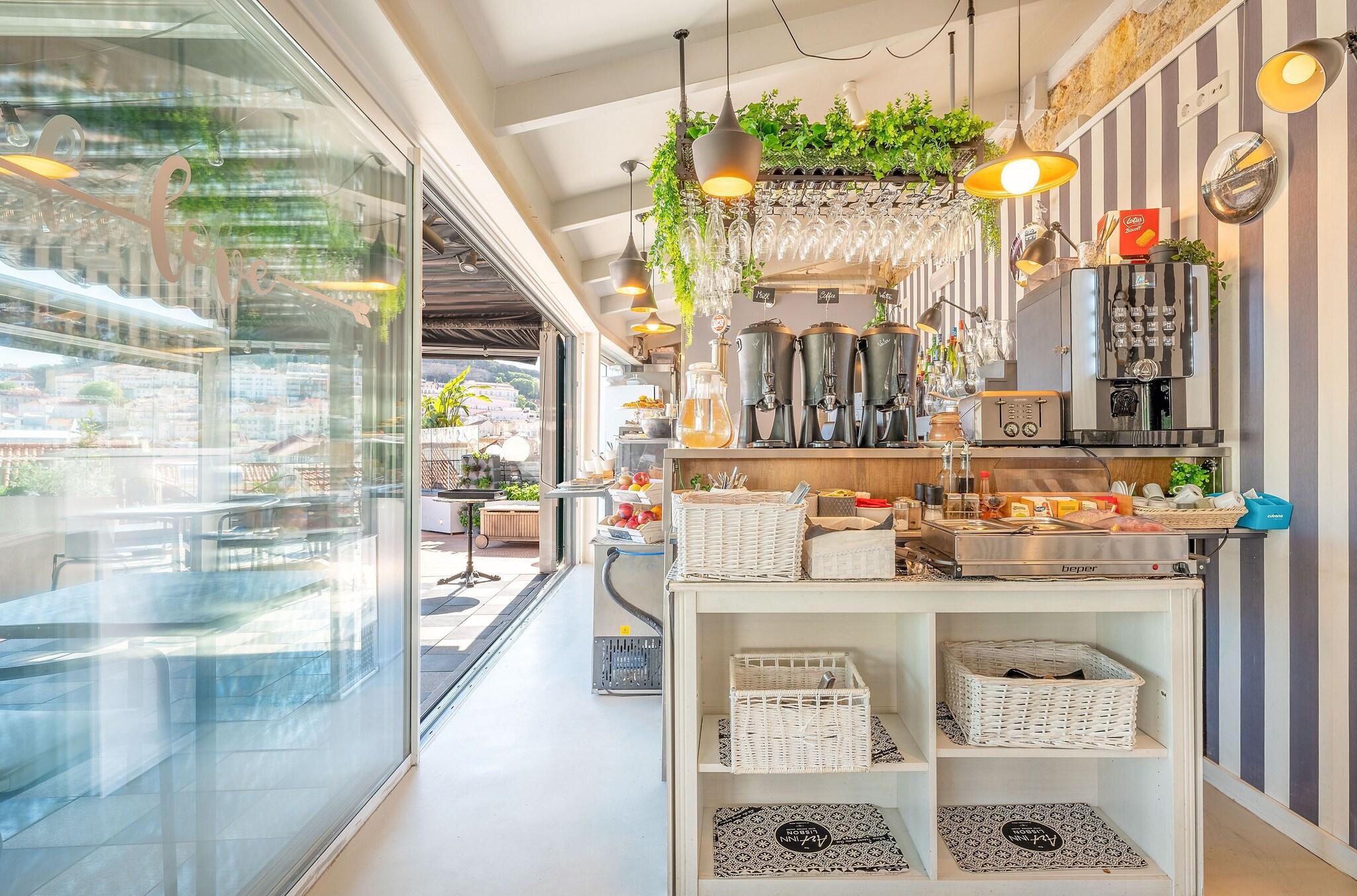 The Art Inn Lisbon - фото