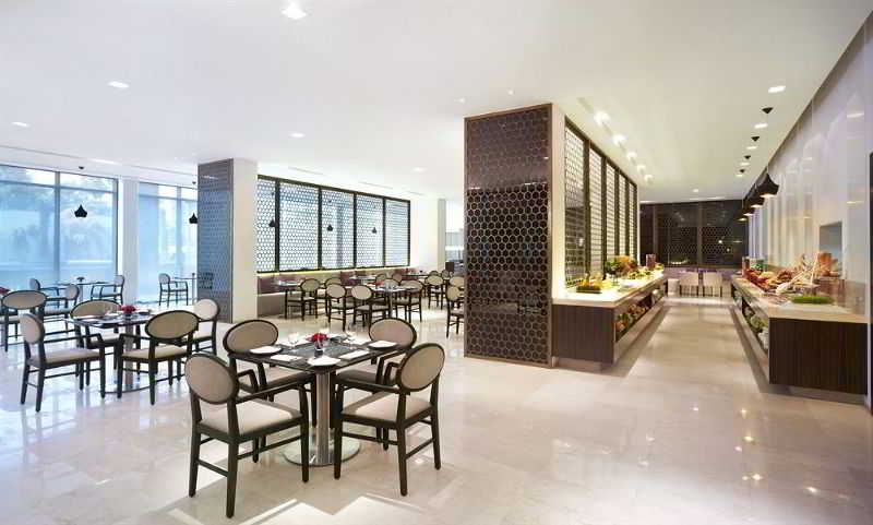 Vivanta Chennai, IT Expressway