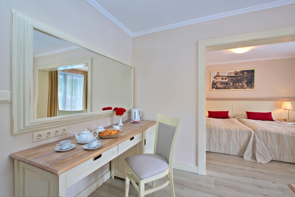White Rock Castle Suite Hotel & Spa