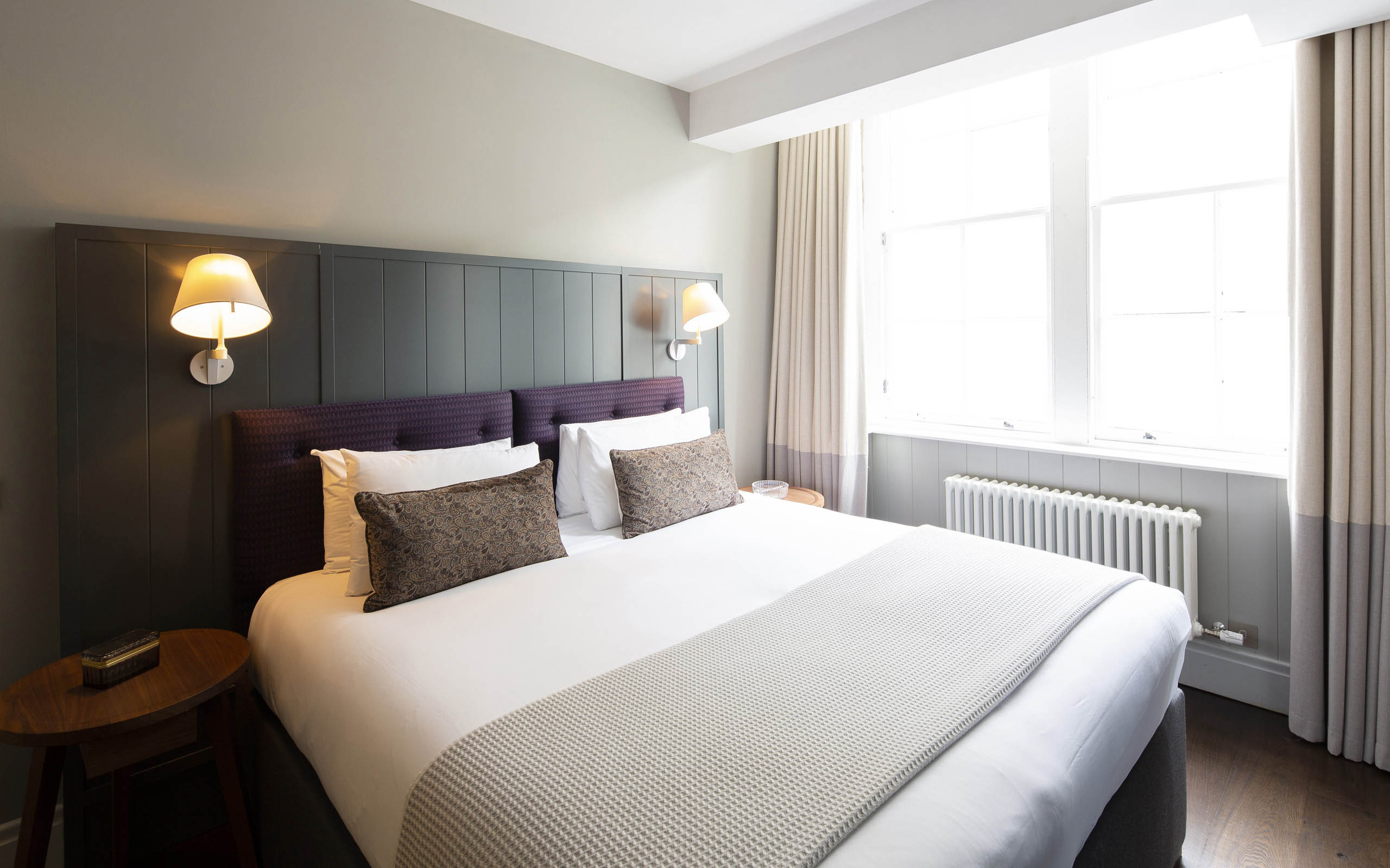 Old Town Chambers, Autograph Collection by null