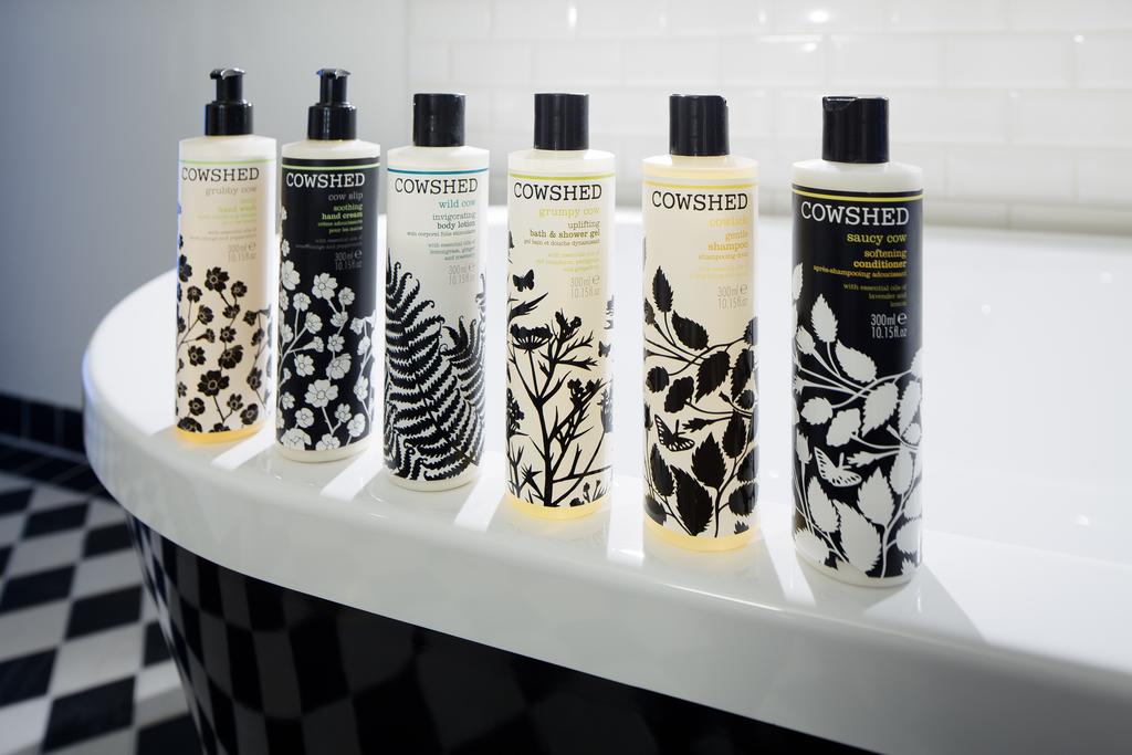 Old Town Chambers, Autograph Collection by null