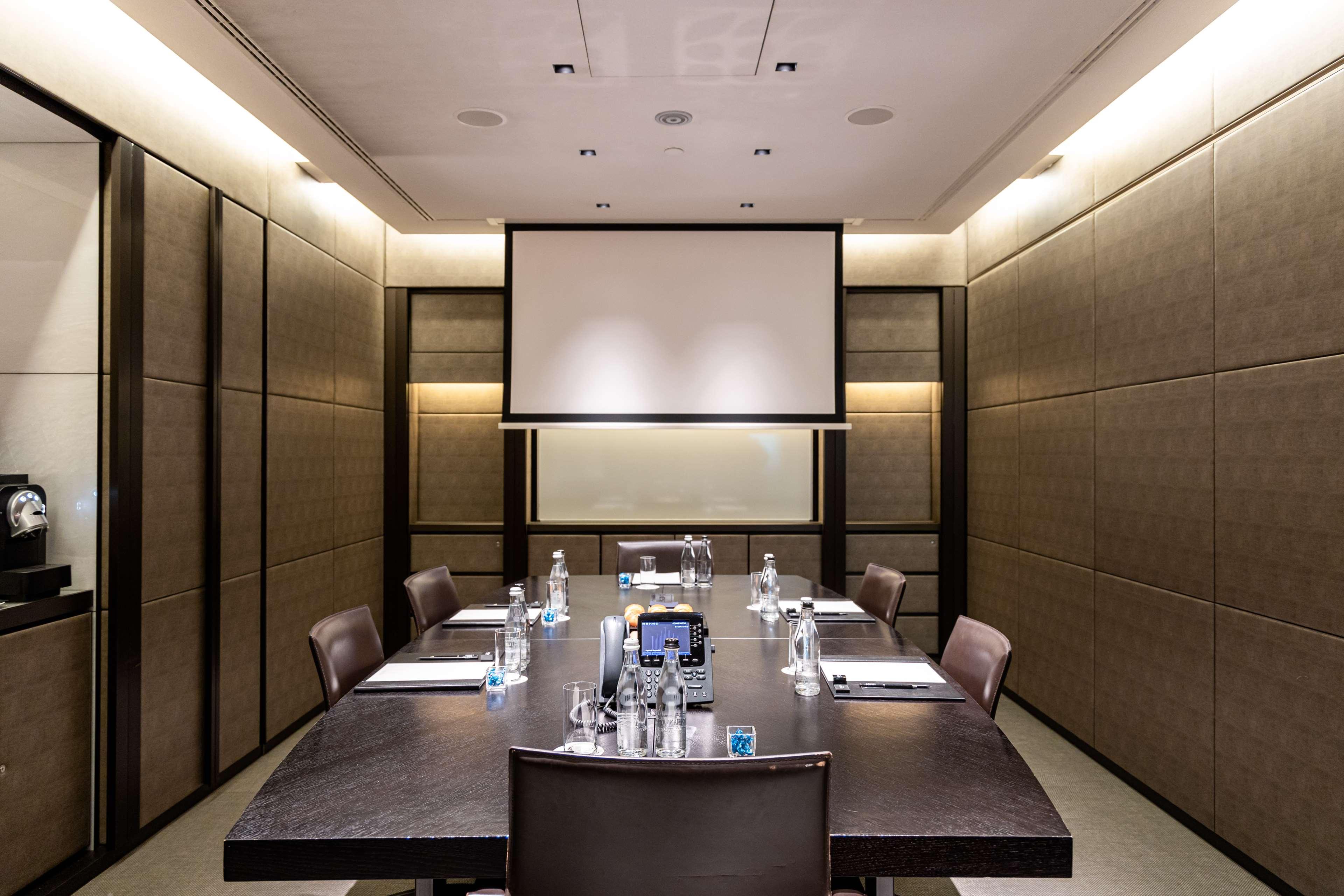 Armani Hotel Milano - photo