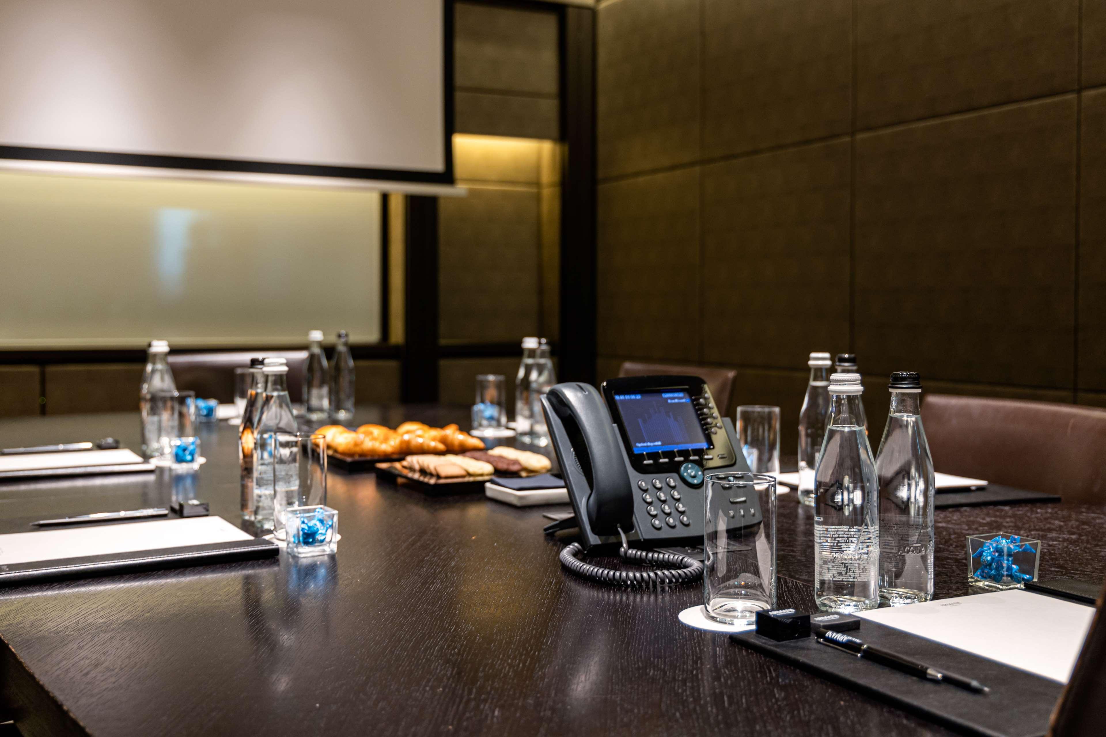 Armani Hotel Milano - photo