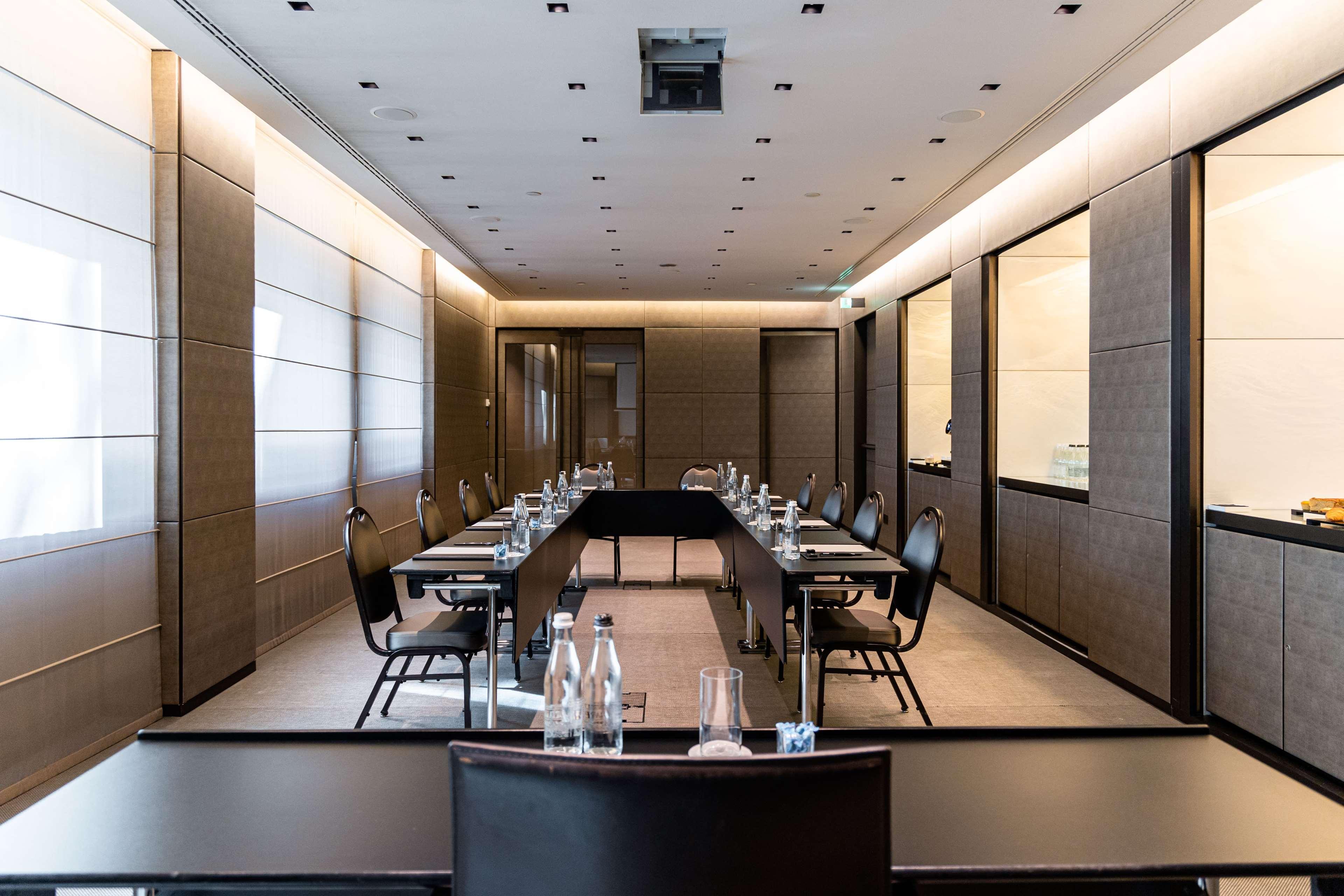 Armani Hotel Milano - photo