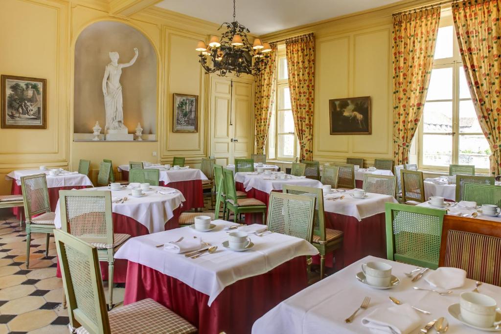 Chateau d Etoges