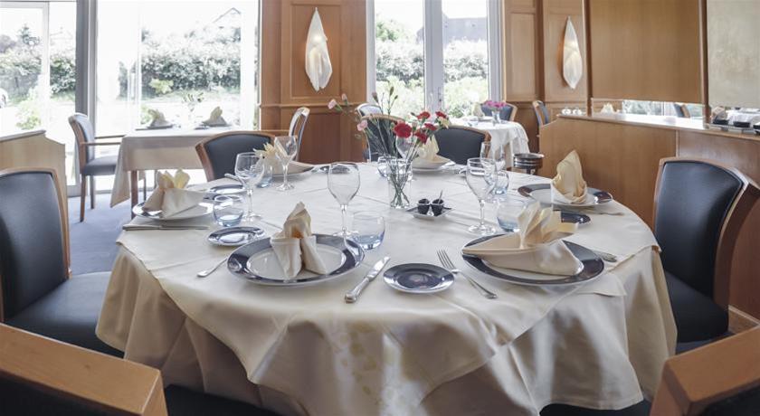 Alysson Hotel