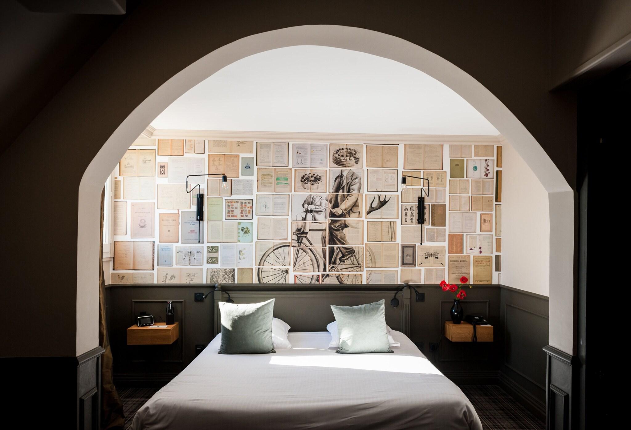 Ermitage de Corton by null