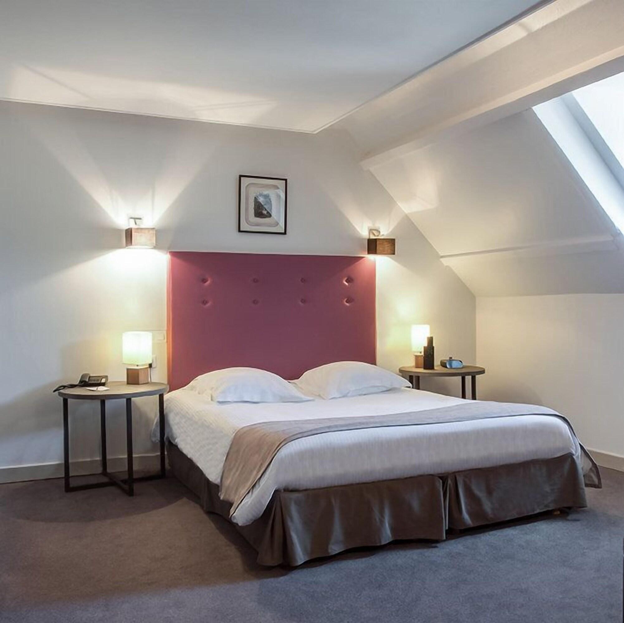 Ermitage de Corton by null