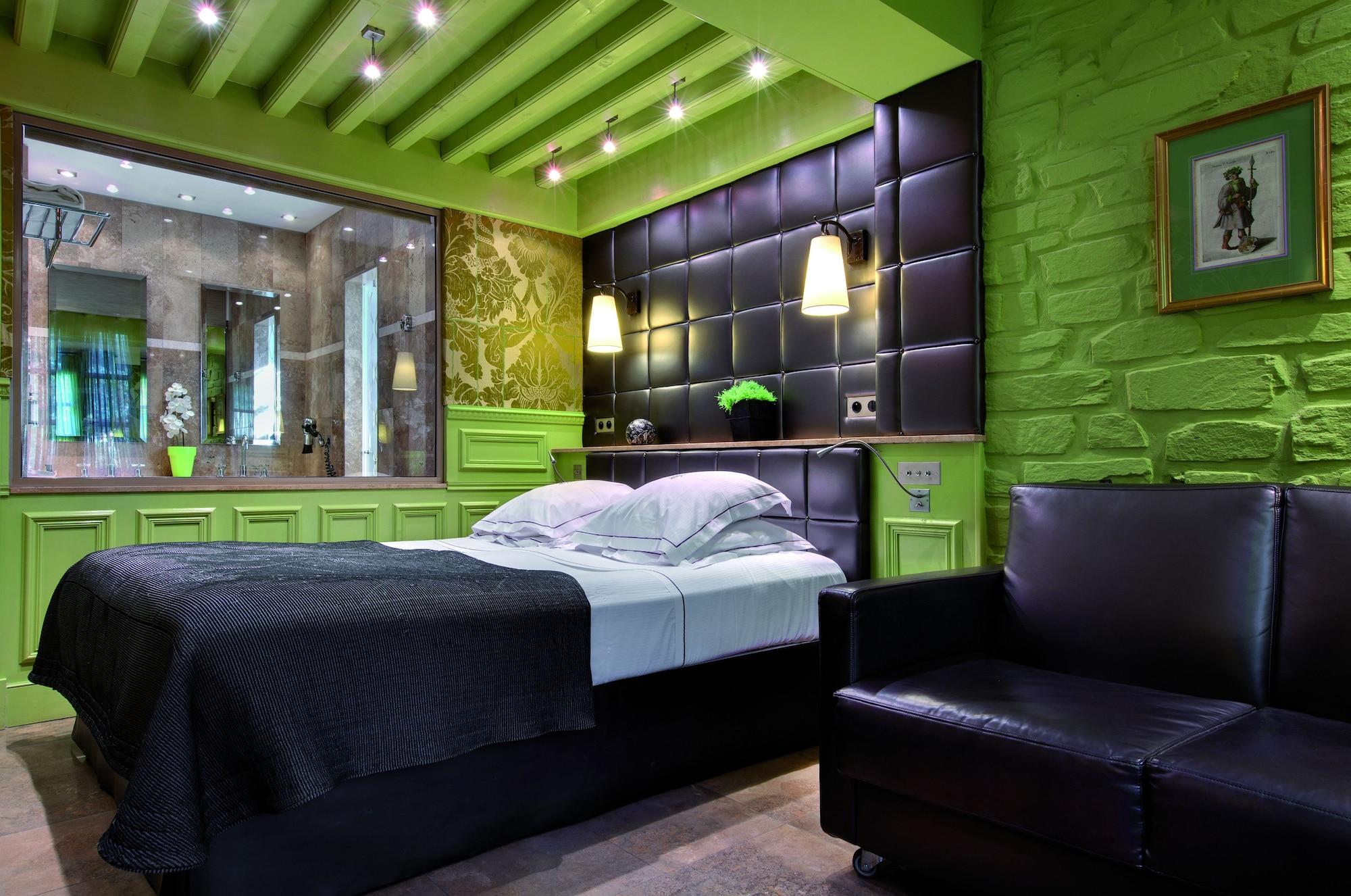 Hotel Montmorency "Cité Médiévale de Carcassonne" by null