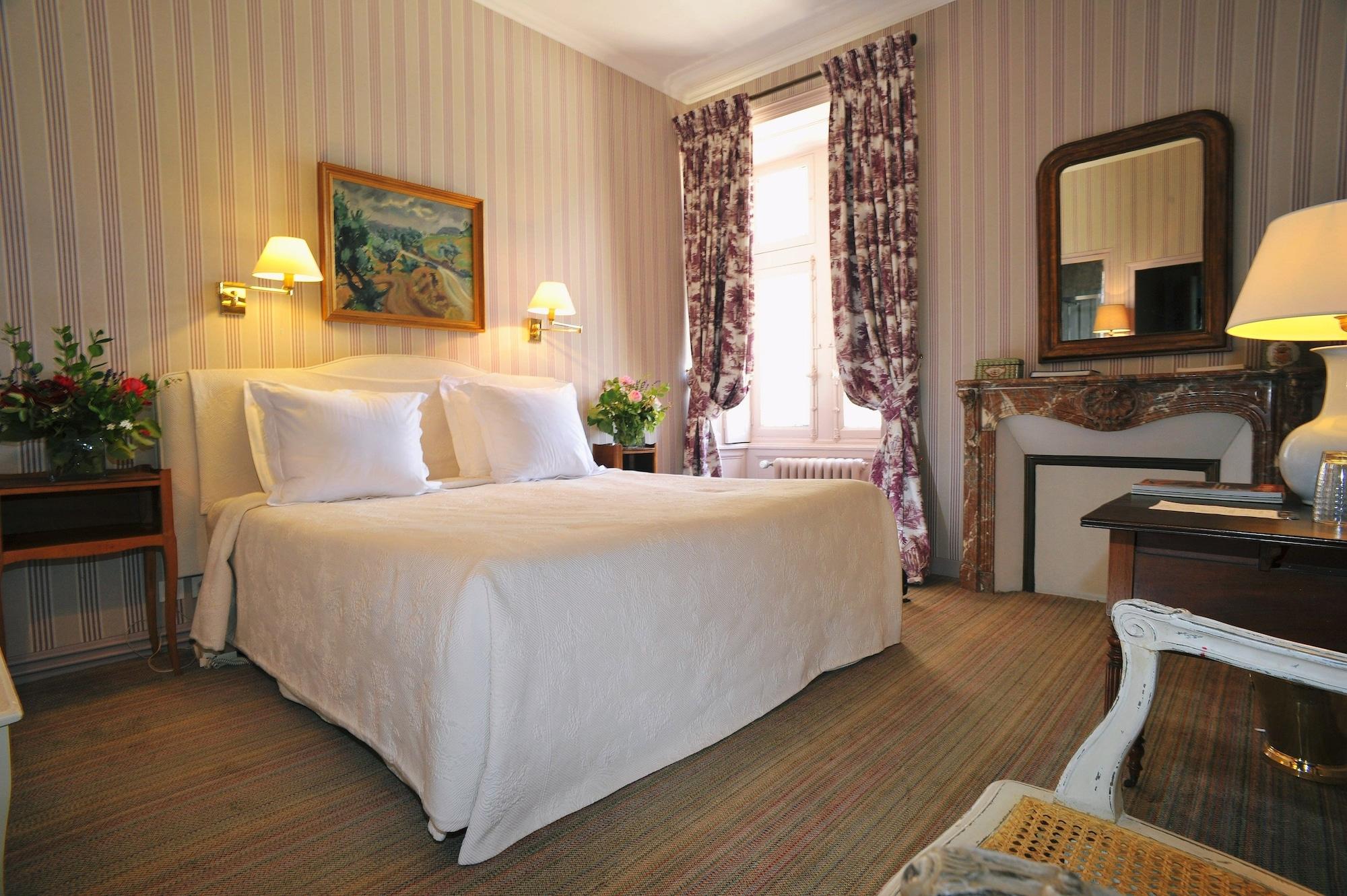 Château de la Bourdaisière by null