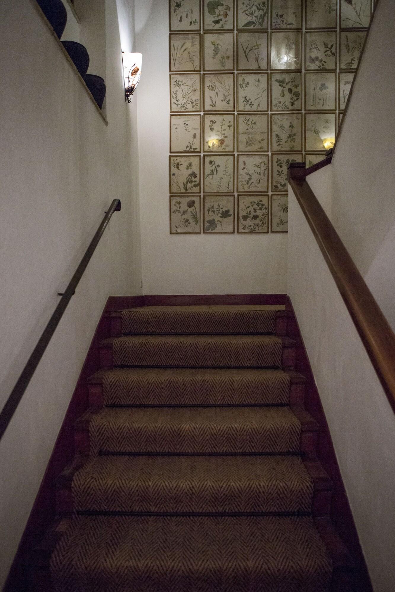 La Bastide de Moustiers - Hôtel & Restaurant by null