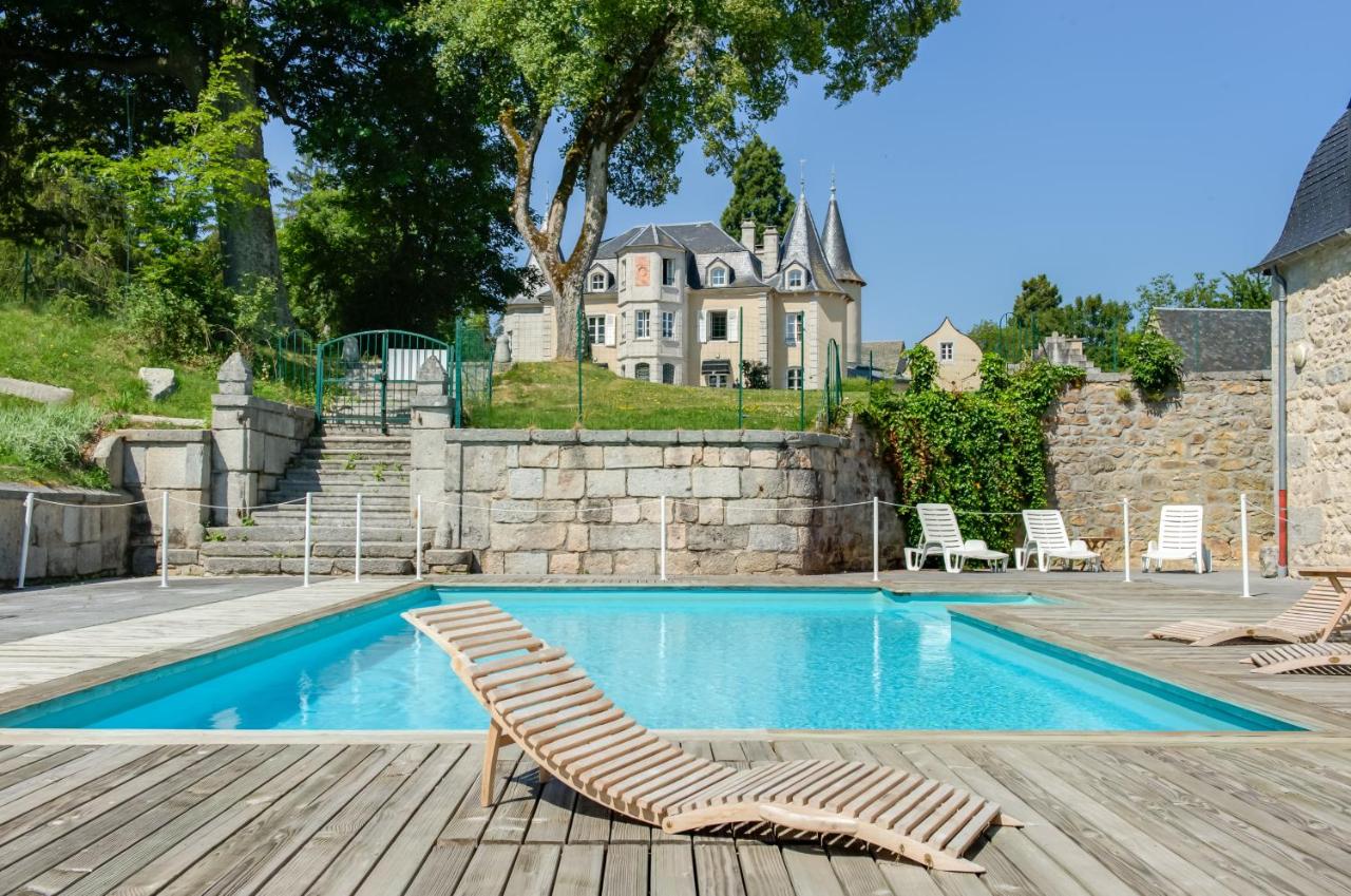 Logis Hôtel le Château d'Orfeuillette Rest. le Théophile by null
