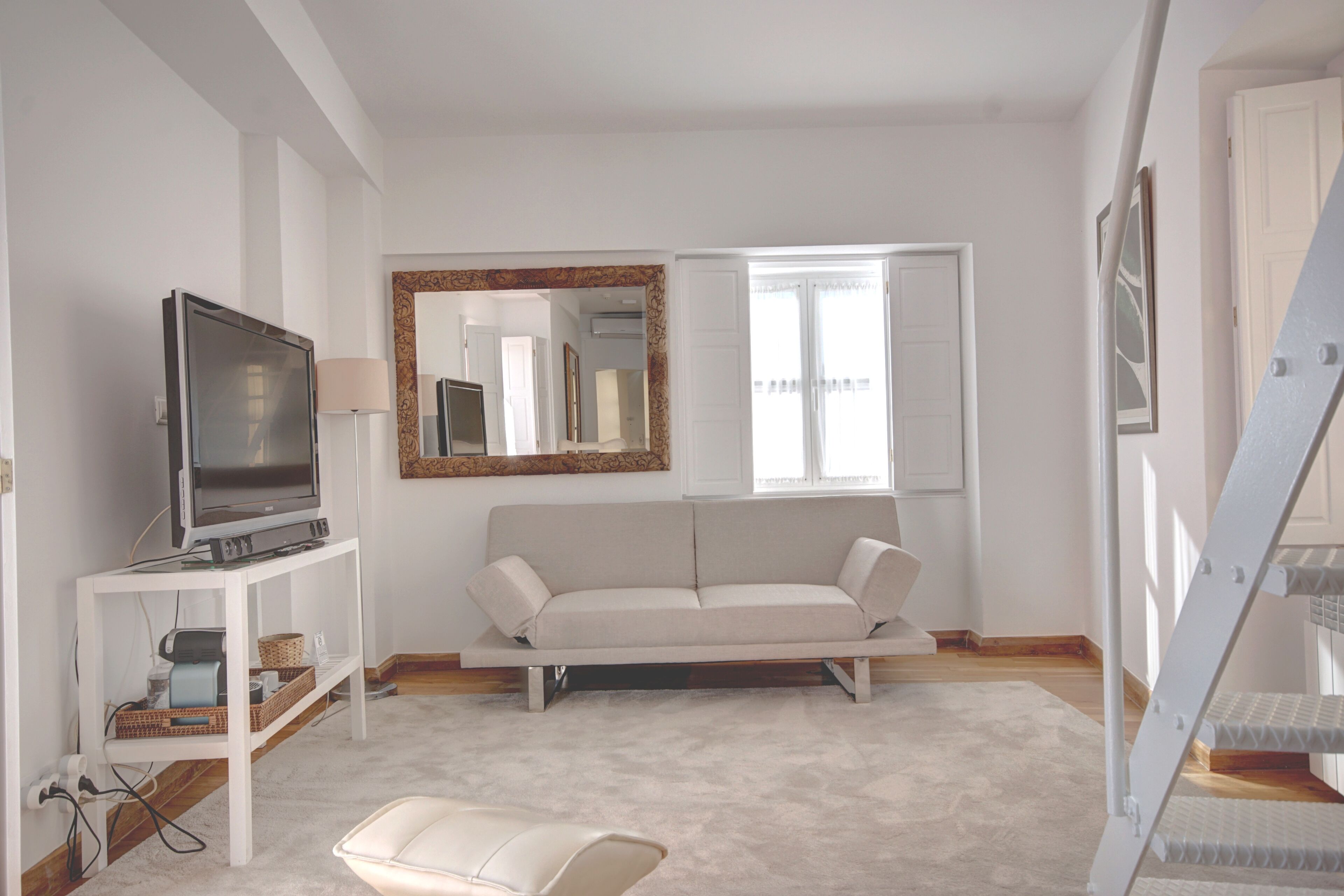 Solar dos Mouros Lisboa by null